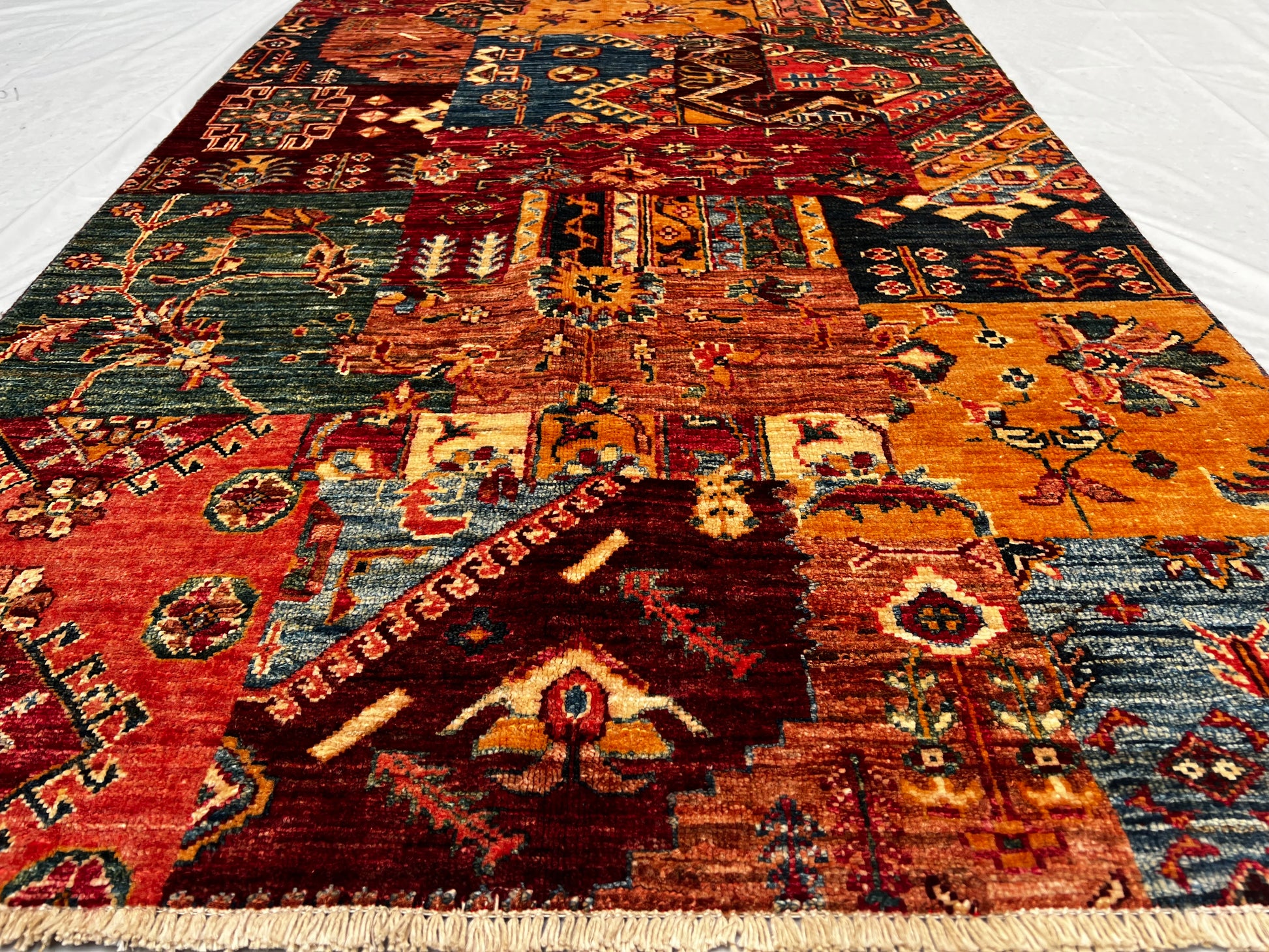 Afghan Hand Knotted/ Knitted Living Room/Dining Room Chob Rang(Shawl Design) Area Rug 4.7ftx3.1ft (CH-M-4.7X3.12-6-N) (Kabul) - Kabul Rugs