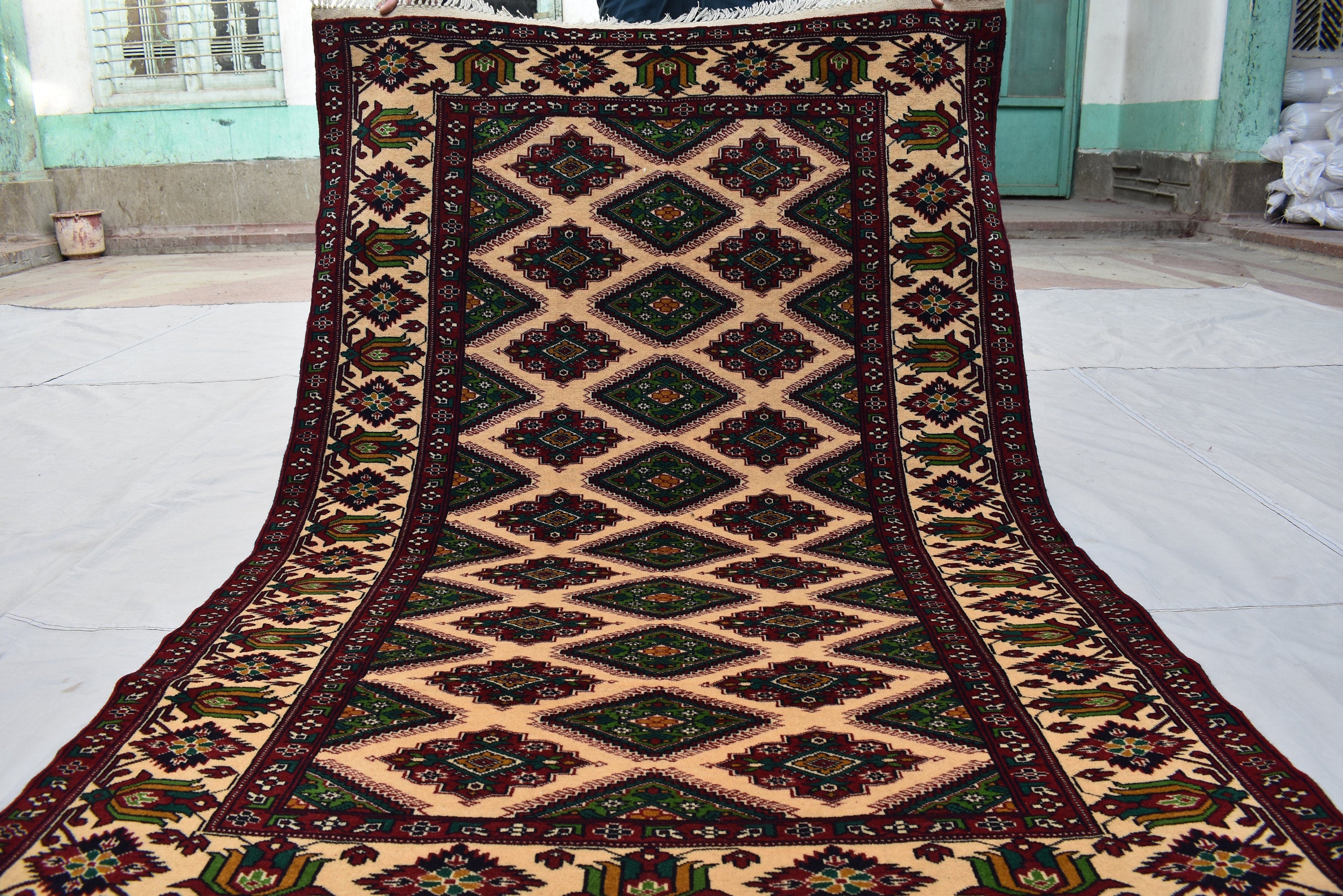 Vintage Herati rug 4x6Ft, Turkmen Wool Area Rug Vegetable Dyed Rug, Medium Size Rug for Living Room, Bedroom, Dining Room Rug 190x126 cm