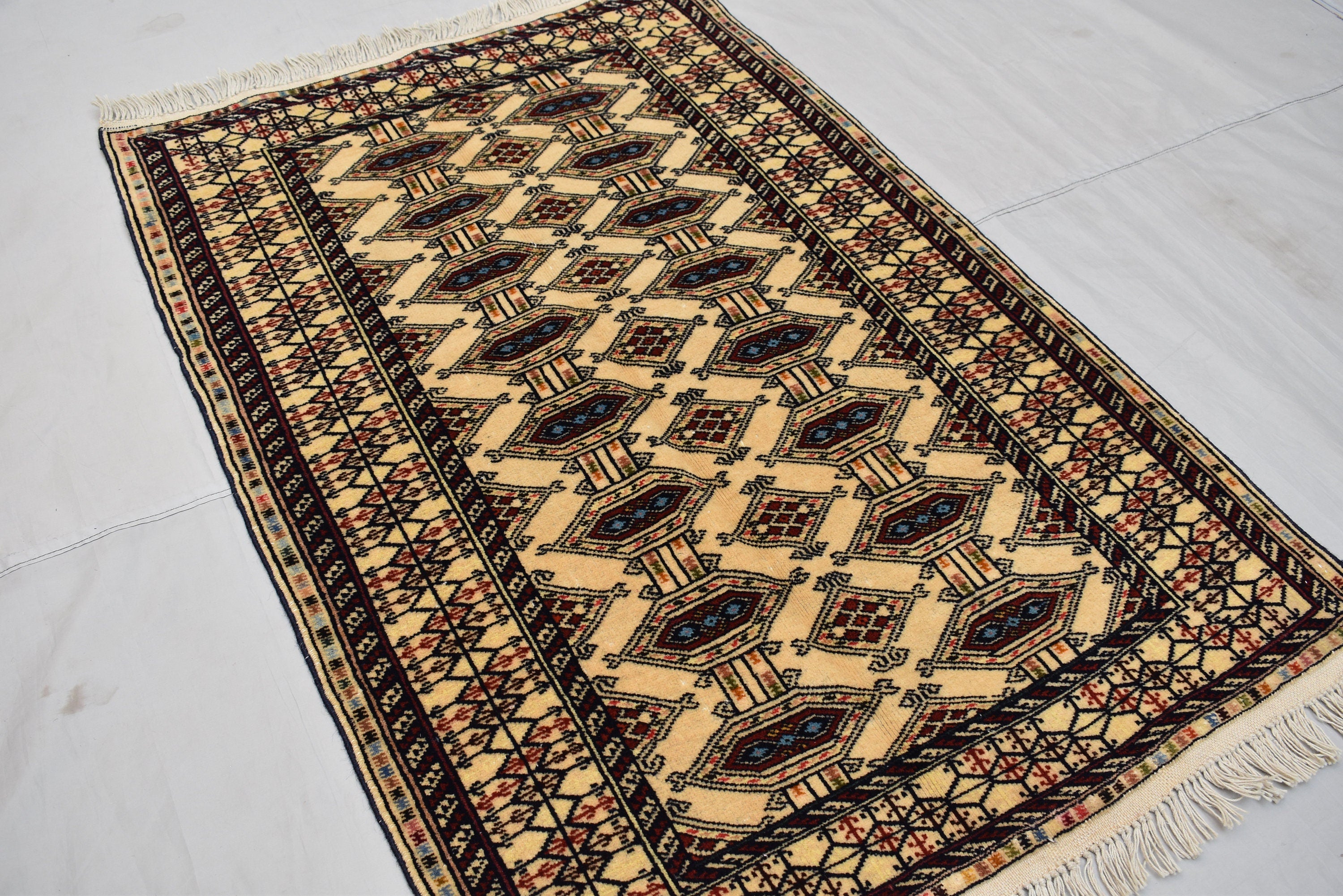 3.10 x 2.8 Ft Vintage Afghan Rug Zahir Shahi Pattern Turkoman Weave Fine Quality Carpet Traditional Herati Rug Super High Quality Rug