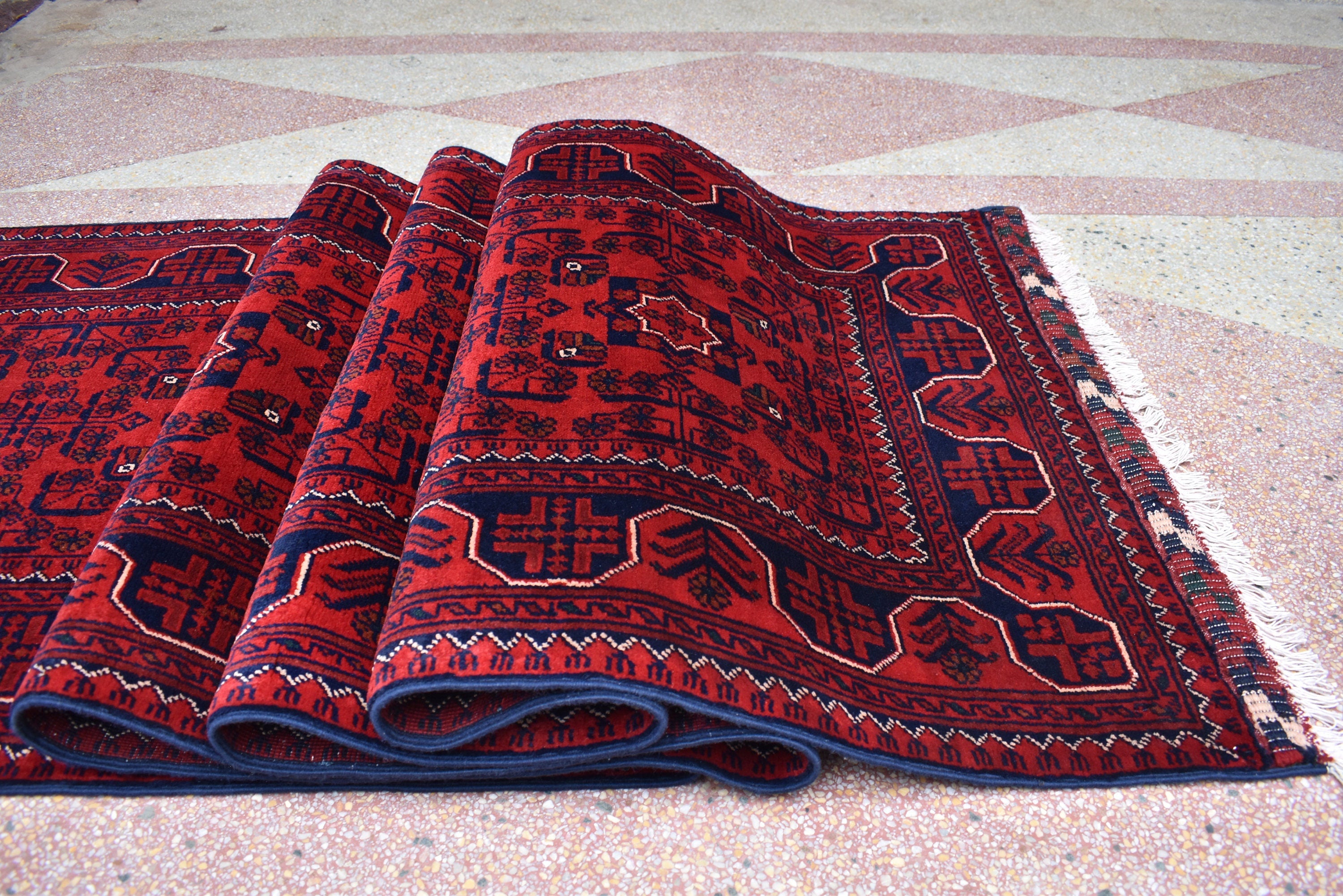 3x20ft Red Bukhara Runner Rug – Hand-Knotted Afghan Wool Rug, Ideal for Hallways, Weddings, Festivals & Traditional Events 598X77 cm