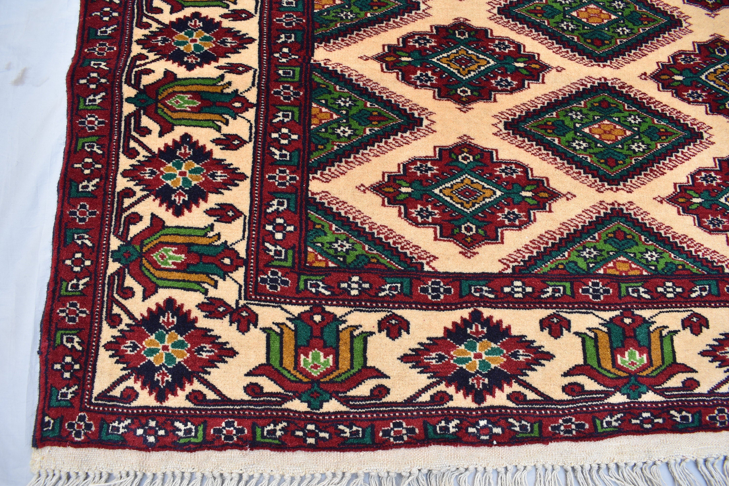 Vintage Herati rug 4x6Ft, Turkmen Wool Area Rug Vegetable Dyed Rug, Medium Size Rug for Living Room, Bedroom, Dining Room Rug 190x126 cm
