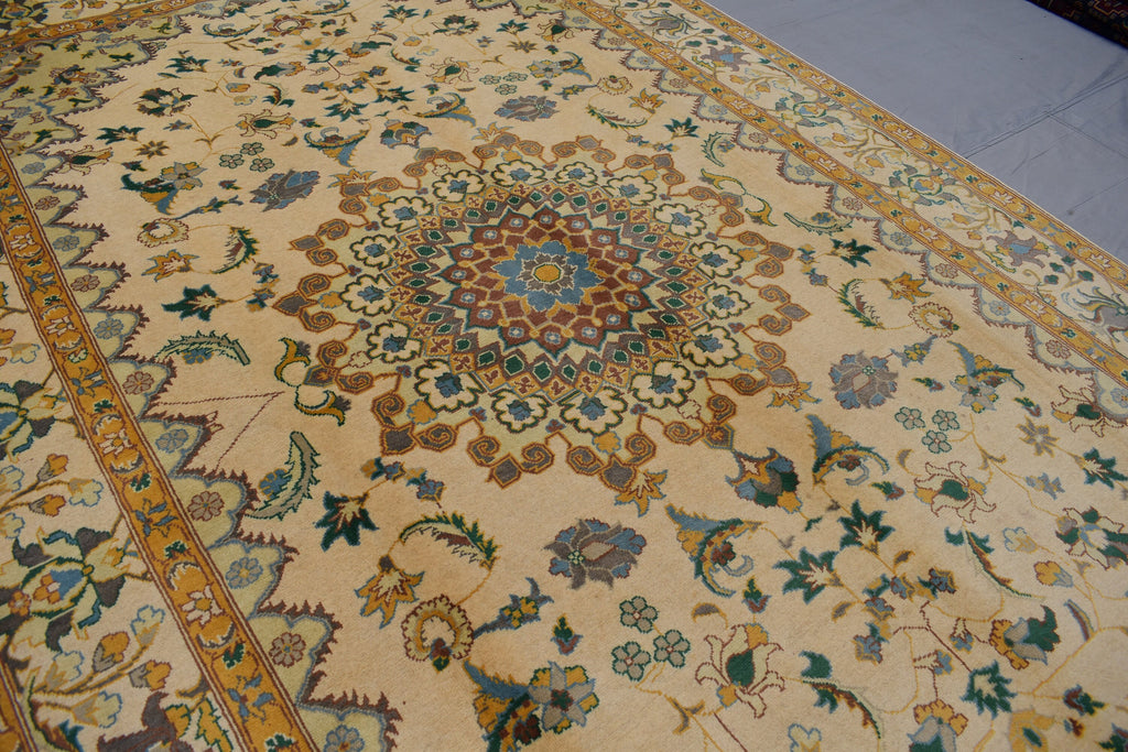 6x10 Authentic Bukhara Medallion Rug - Handwoven Traditional Rug for Elegant Home Decor, Living Room Rug, Bohemian Rug 10.2x6.5 Ft