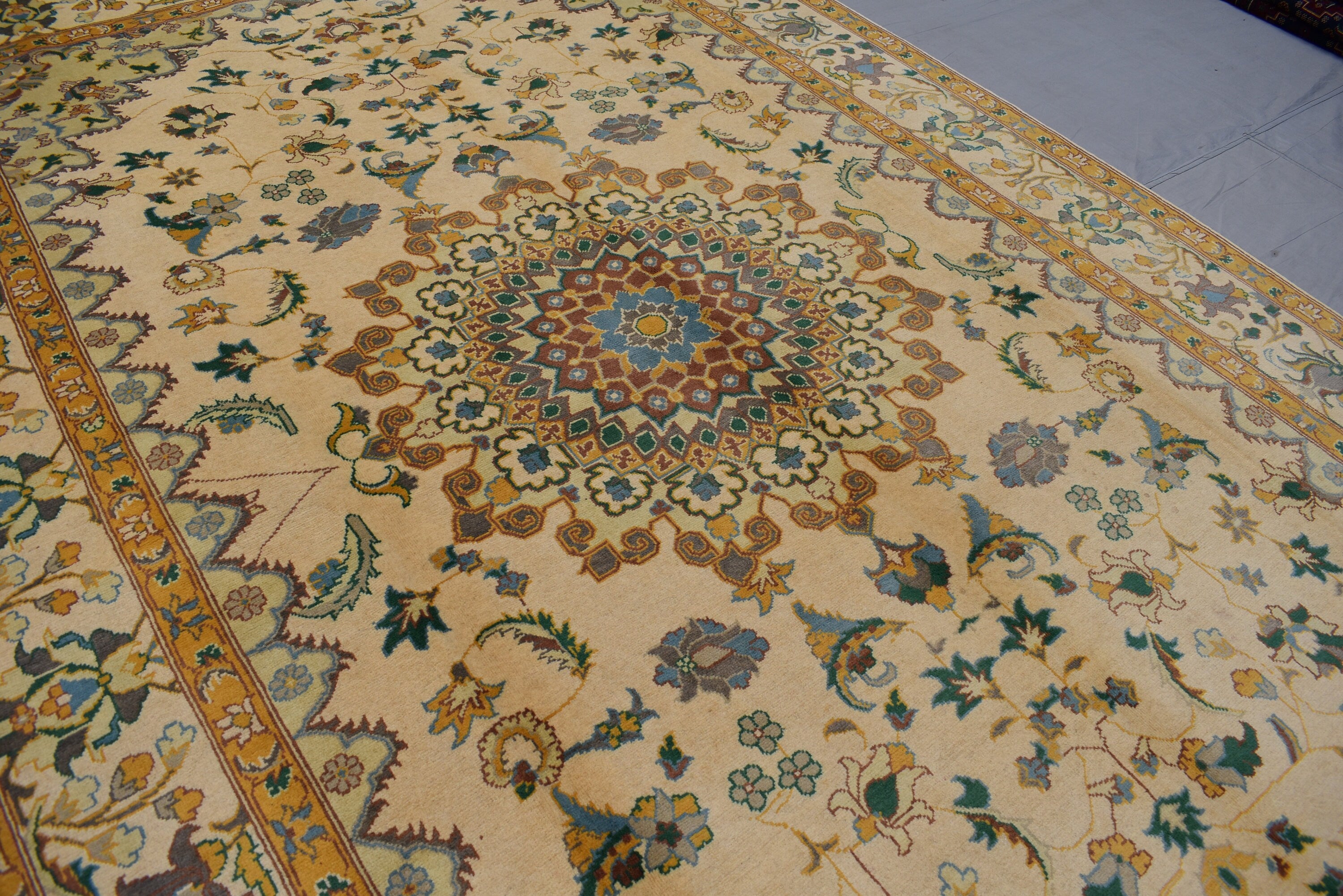 6x10 Authentic Bukhara Medallion Rug - Handwoven Traditional Rug for Elegant Home Decor, Living Room Rug, Bohemian Rug 10.2x6.5 Ft
