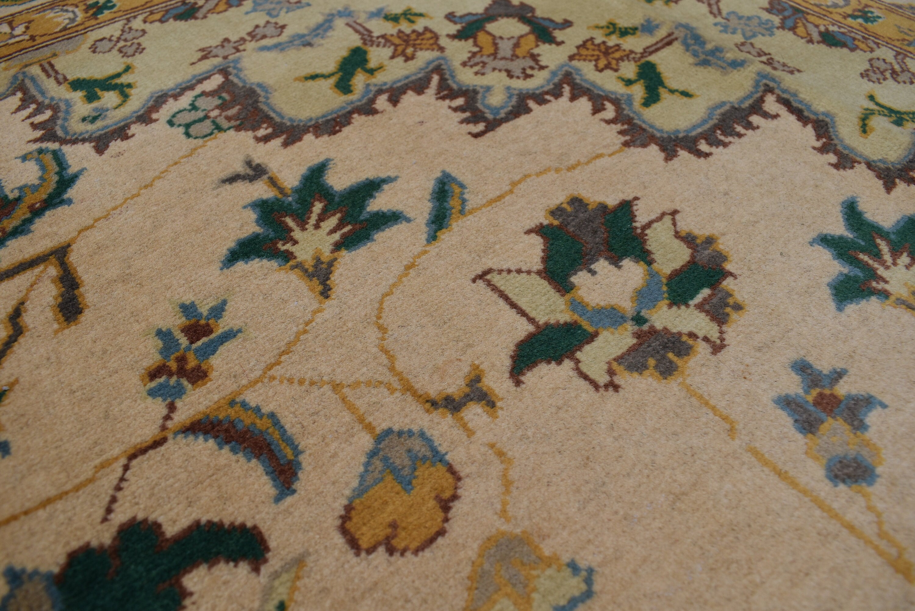 6x10 Authentic Bukhara Medallion Rug - Handwoven Traditional Rug for Elegant Home Decor, Living Room Rug, Bohemian Rug 10.2x6.5 Ft