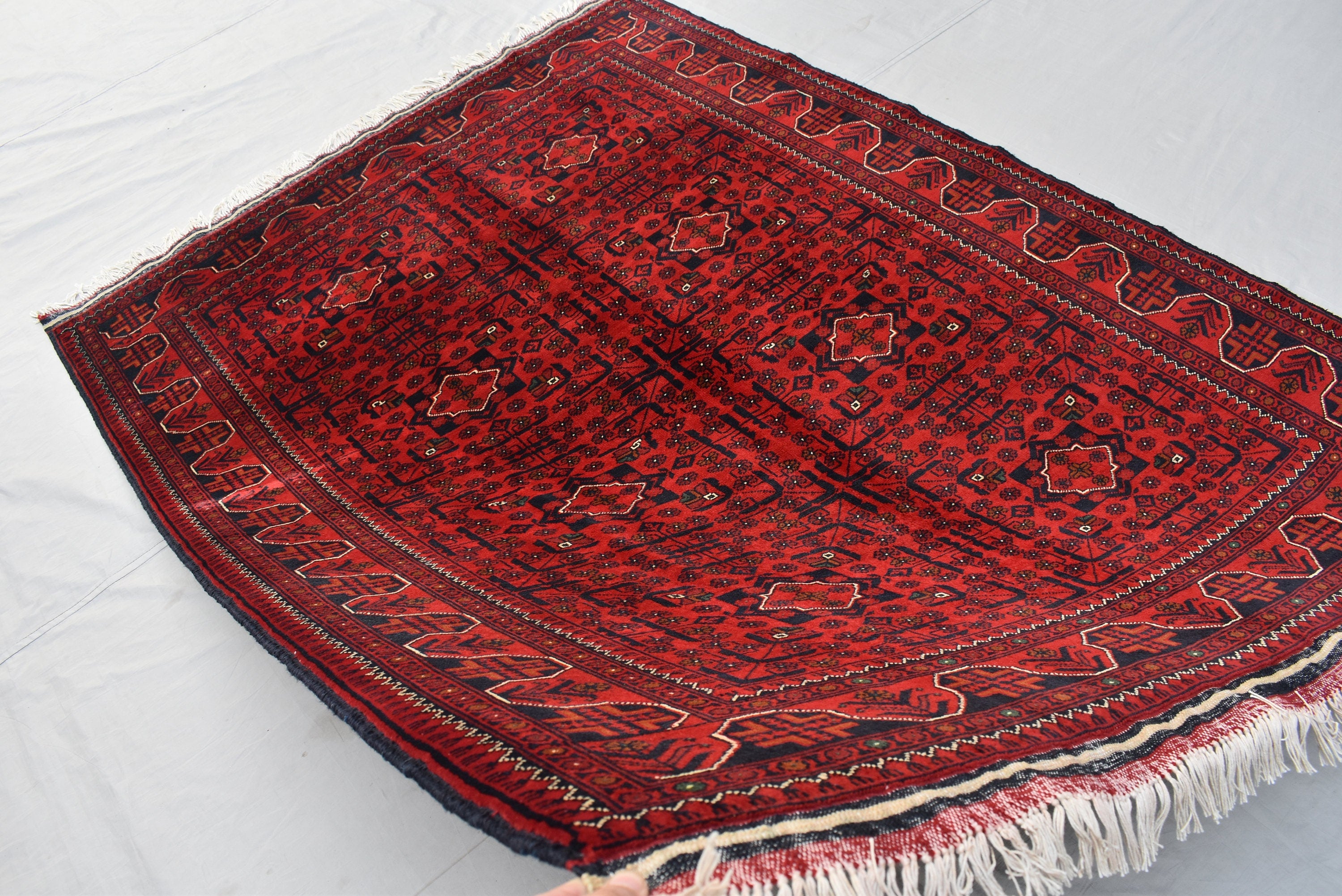 5x7 Afghan Bukhara Rug – Hand-Knotted Wool Pile Carpet – Red Oriental Area Rug–Traditional Afghan Decor – Vintage Style Floor Rug 200x147 cm