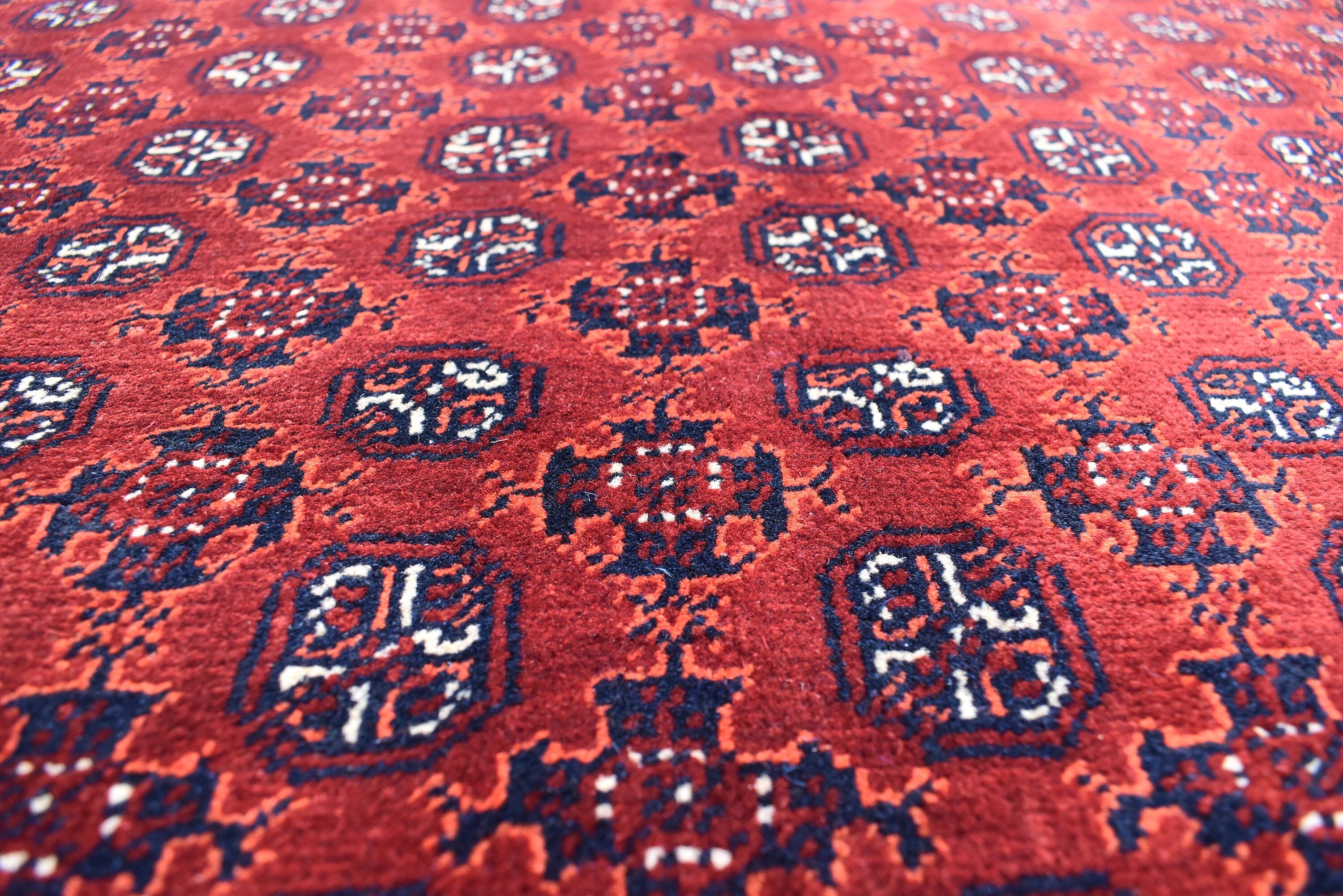 5x6ft, Hoja Roshnai Afghan Rug –Turkmen Hand-Knotted Wool Tribal Carpet–Red & Navy Oriental Area Rug–Traditional Afghan Home Decor 195x154cm