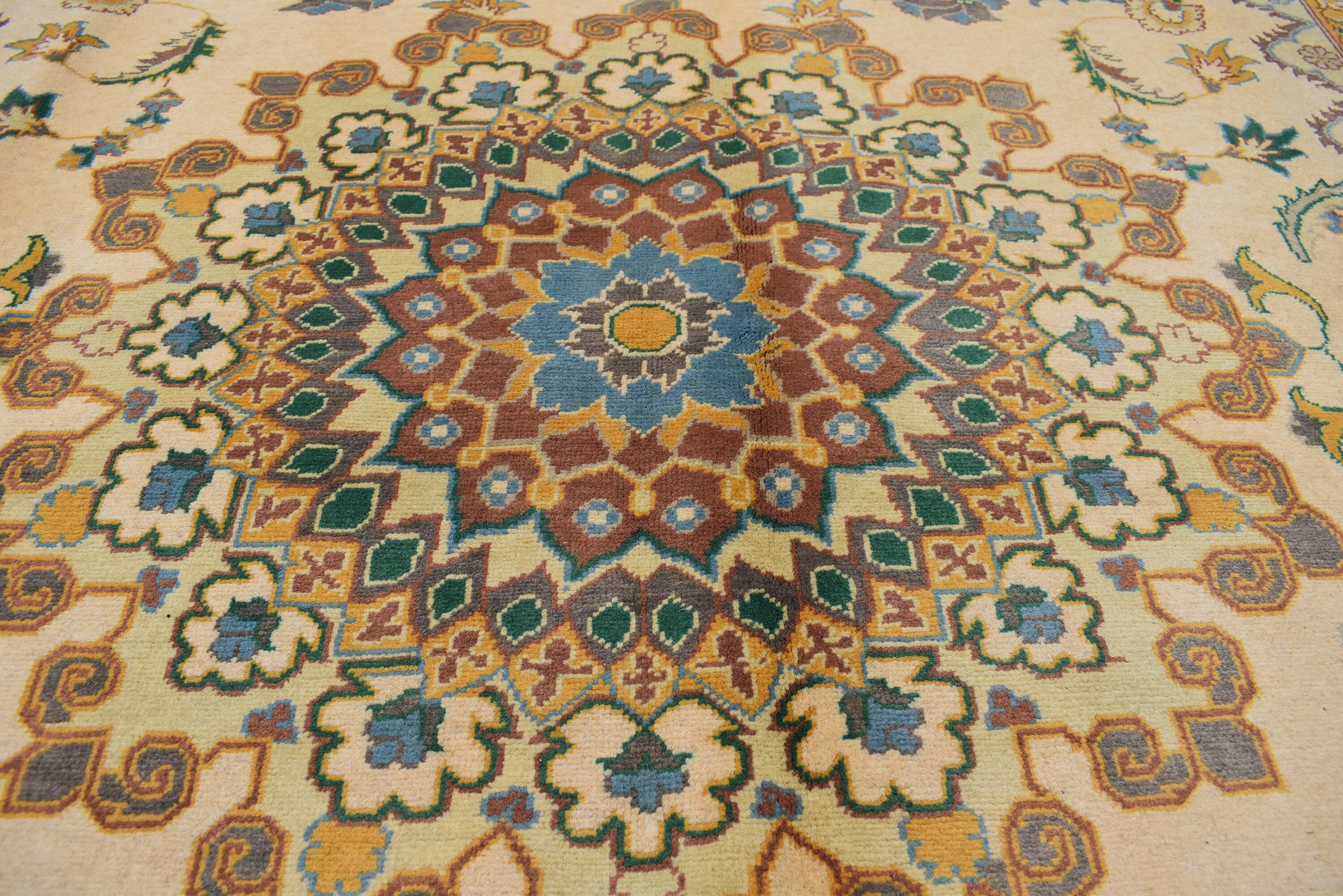 6x10 Authentic Bukhara Medallion Rug - Handwoven Traditional Rug for Elegant Home Decor, Living Room Rug, Bohemian Rug 10.2x6.5 Ft