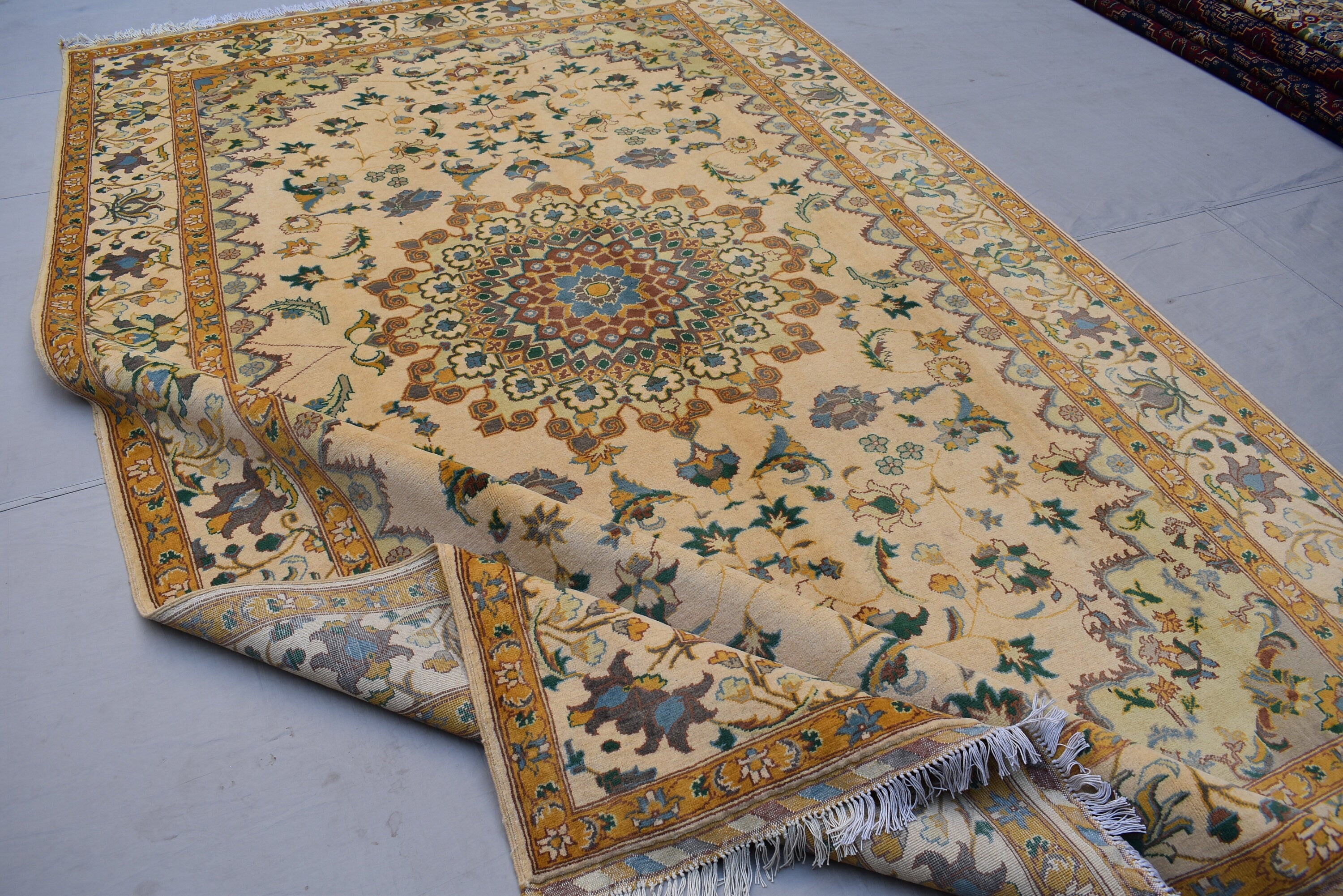 6x10 Authentic Bukhara Medallion Rug - Handwoven Traditional Rug for Elegant Home Decor, Living Room Rug, Bohemian Rug 10.2x6.5 Ft