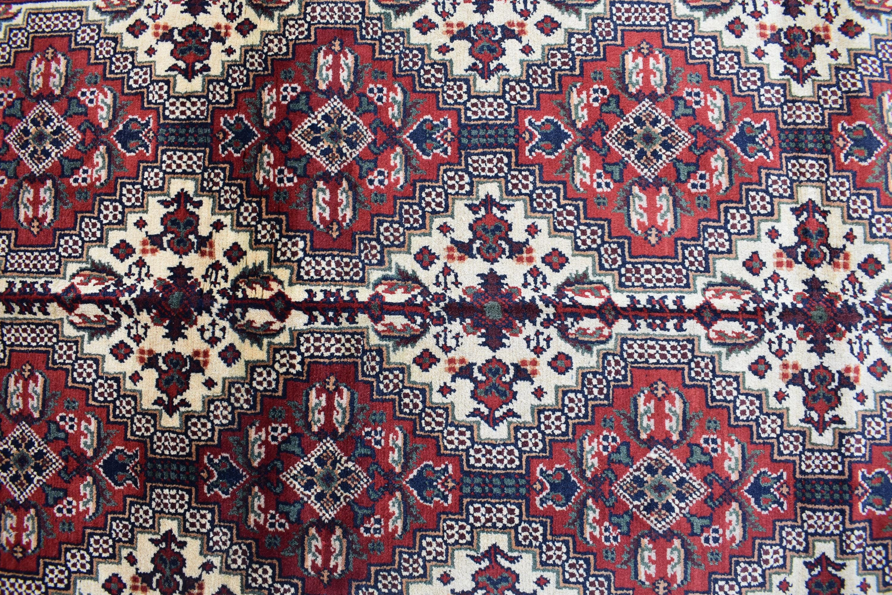 5.4x3.4 ft Handwoven Manarus Yousafi Carpet - Traditional Wool Rug, oriental area rug, Geometric rug