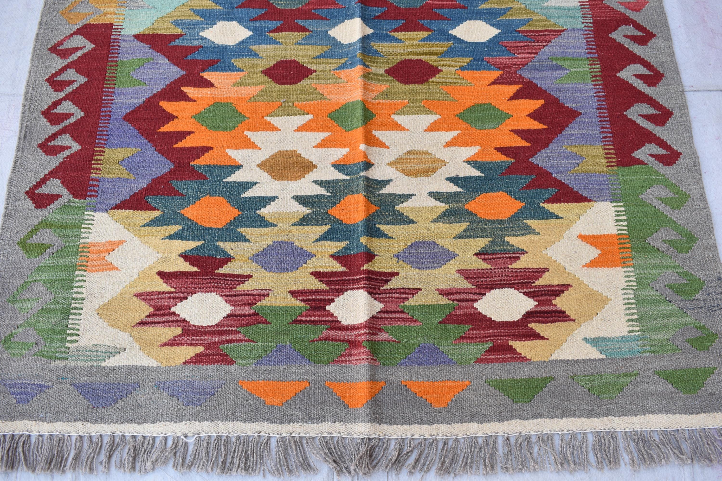 Afghan Kilim Rug – Handwoven Wool, Geometric Tribal Design, 5.11x3.11 ft, Small Living Room Rug, Farm House Rug, Yoga Rug