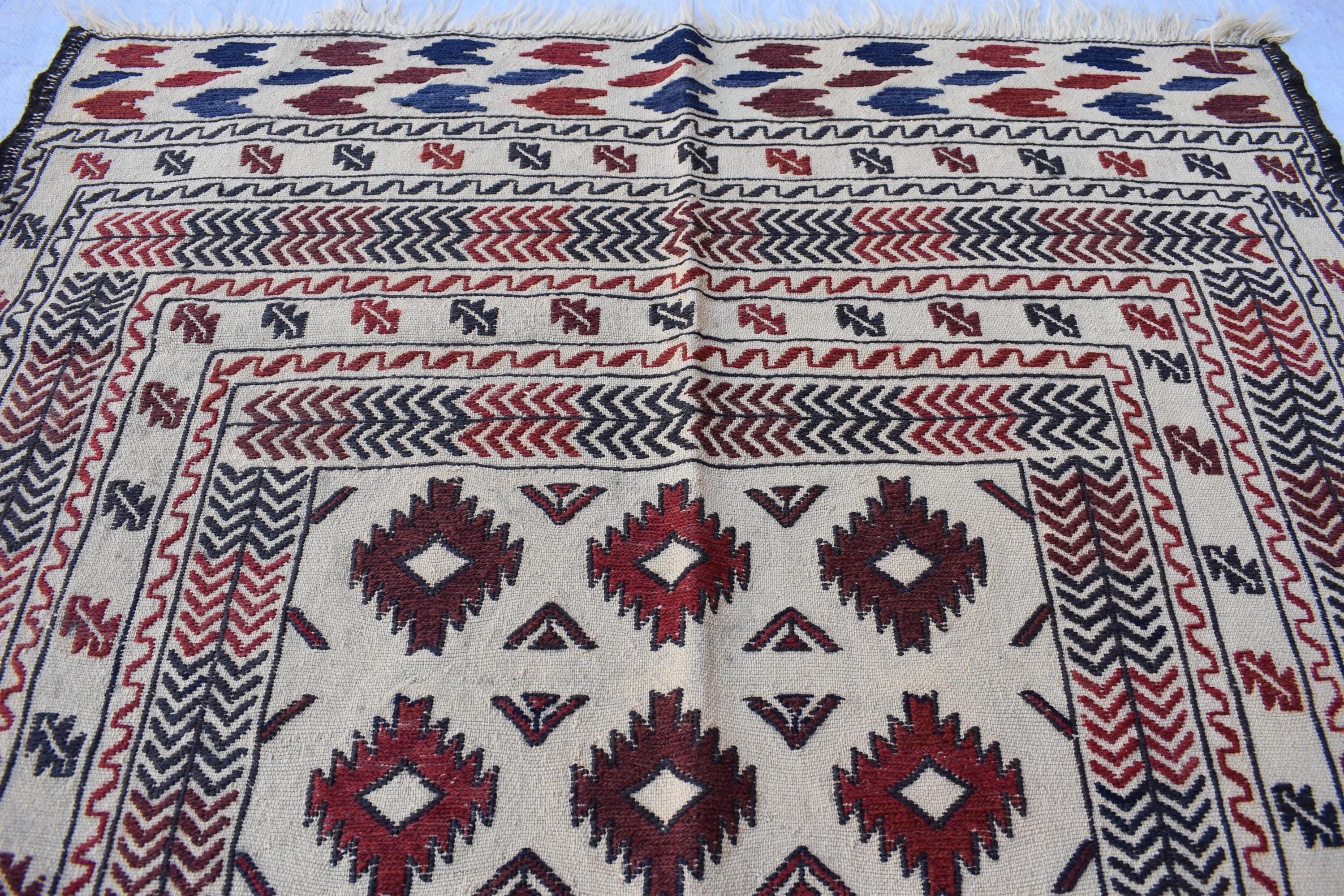 1980s Antique Afghan Kilim Rug – Handwoven Wool, Geometric Tribal Design, 5.10x4.3 ft, Wall Hanging Rug, Small Area Rug