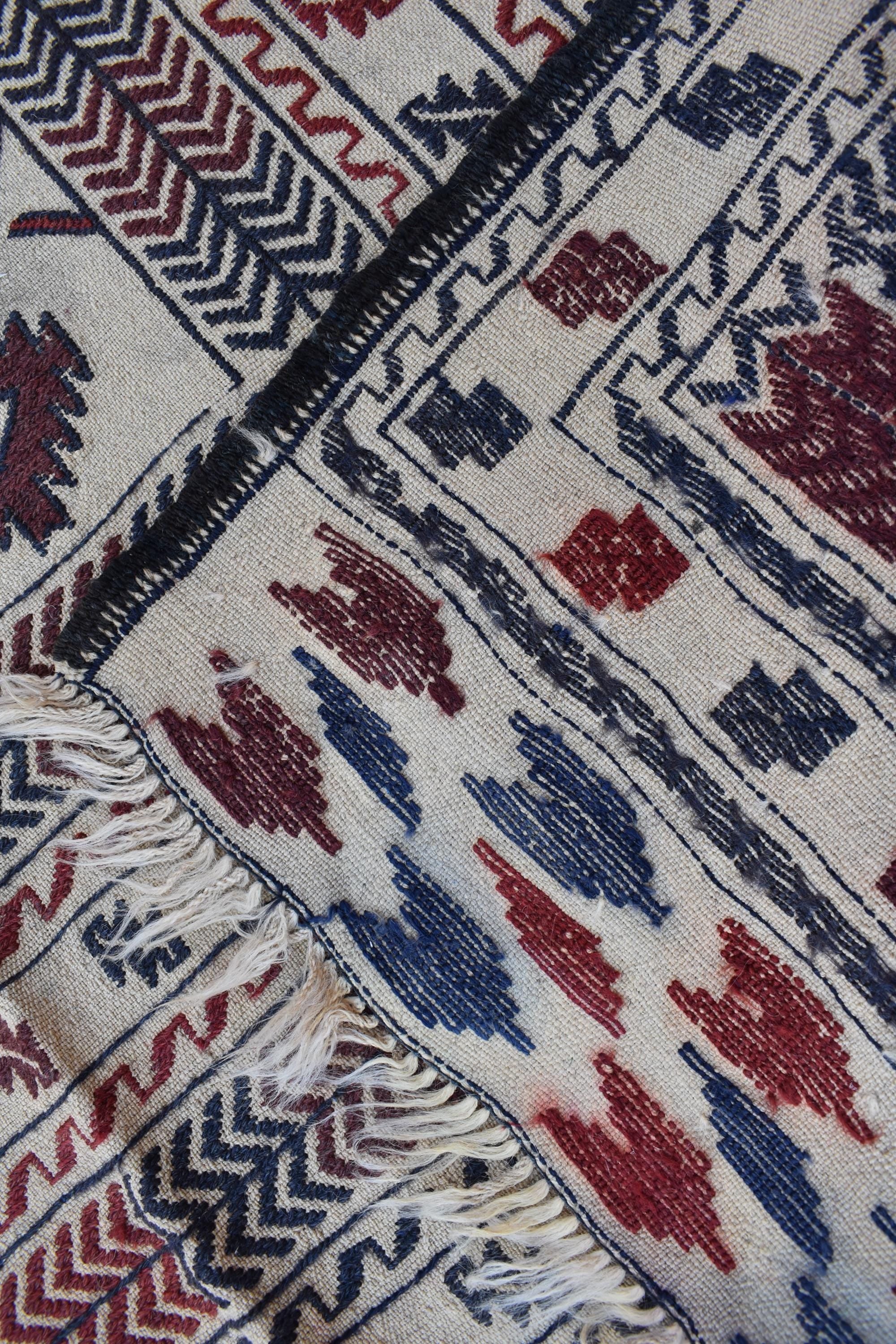 1980s Antique Afghan Kilim Rug – Handwoven Wool, Geometric Tribal Design, 5.10x4.3 ft, Wall Hanging Rug, Small Area Rug