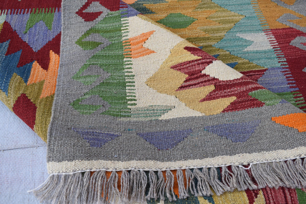 Afghan Kilim Rug – Handwoven Wool, Geometric Tribal Design, 5.11x3.11 ft, Small Living Room Rug, Farm House Rug, Yoga Rug