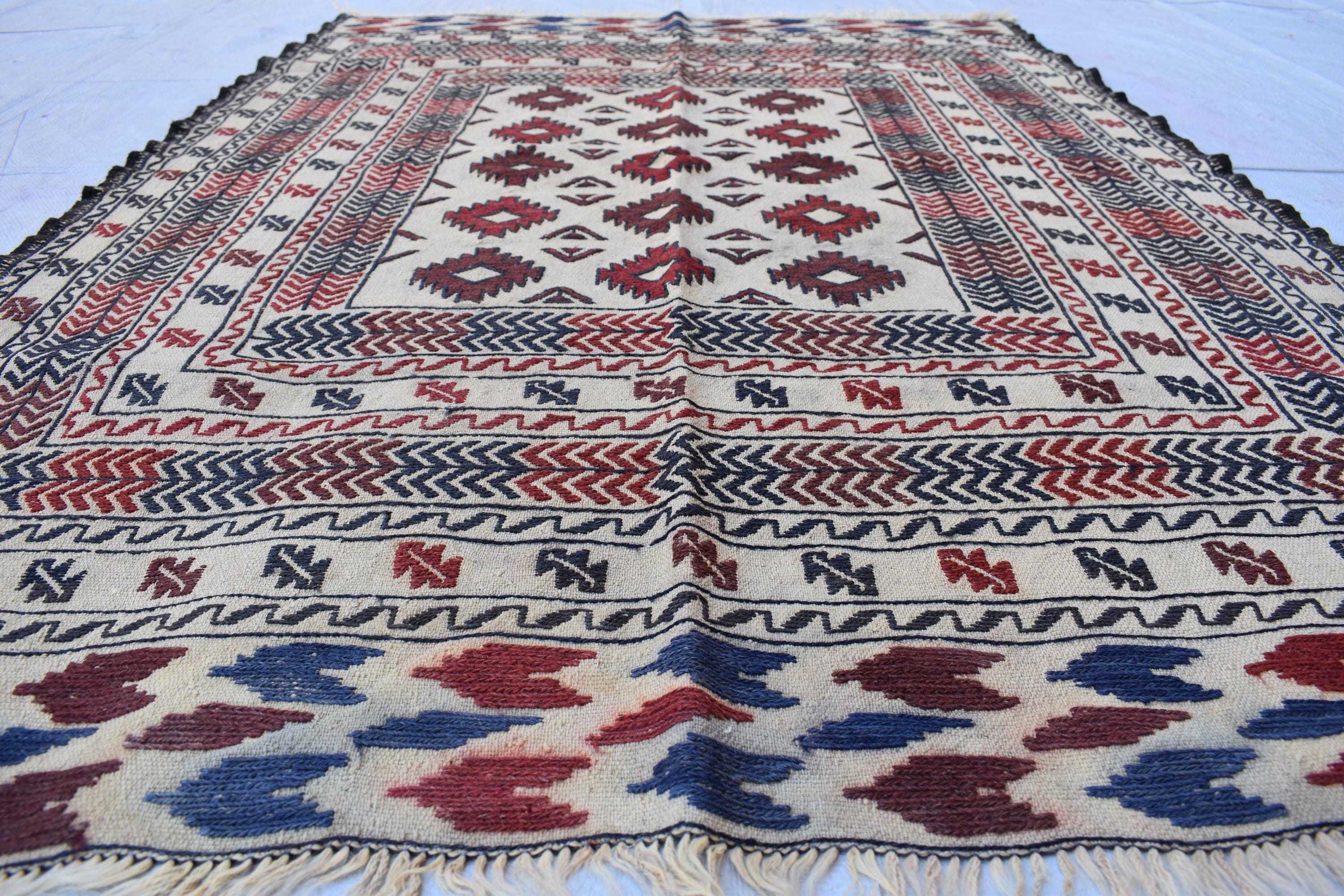 1980s Antique Afghan Kilim Rug – Handwoven Wool, Geometric Tribal Design, 5.10x4.3 ft, Wall Hanging Rug, Small Area Rug