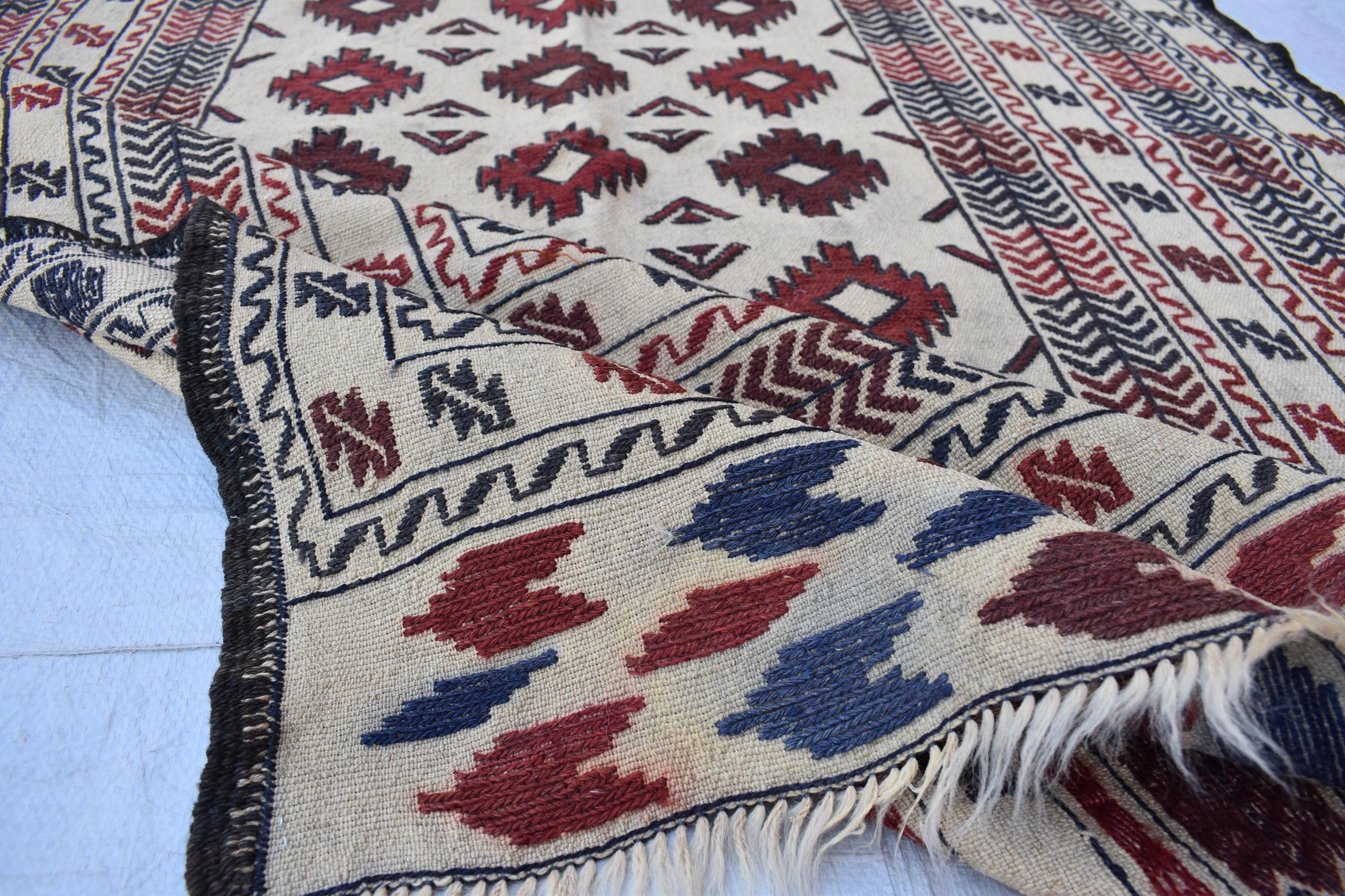 1980s Antique Afghan Kilim Rug – Handwoven Wool, Geometric Tribal Design, 5.10x4.3 ft, Wall Hanging Rug, Small Area Rug