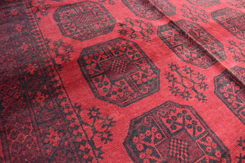 Vintage Wool Rug 9.5 x 6.8 ft | Antique Handwoven Carpet | Traditional Tribal Design | Vintage Area Rug for Living Room or Dining Room