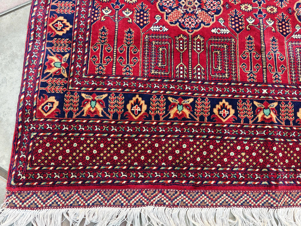 7x5 Authentic Hand-Knotted Rug | Persian Vintage Wool Carpet | Luxury Area Rug for Living Room or Office, Bedroom Rug, 6.5x4.9 ft