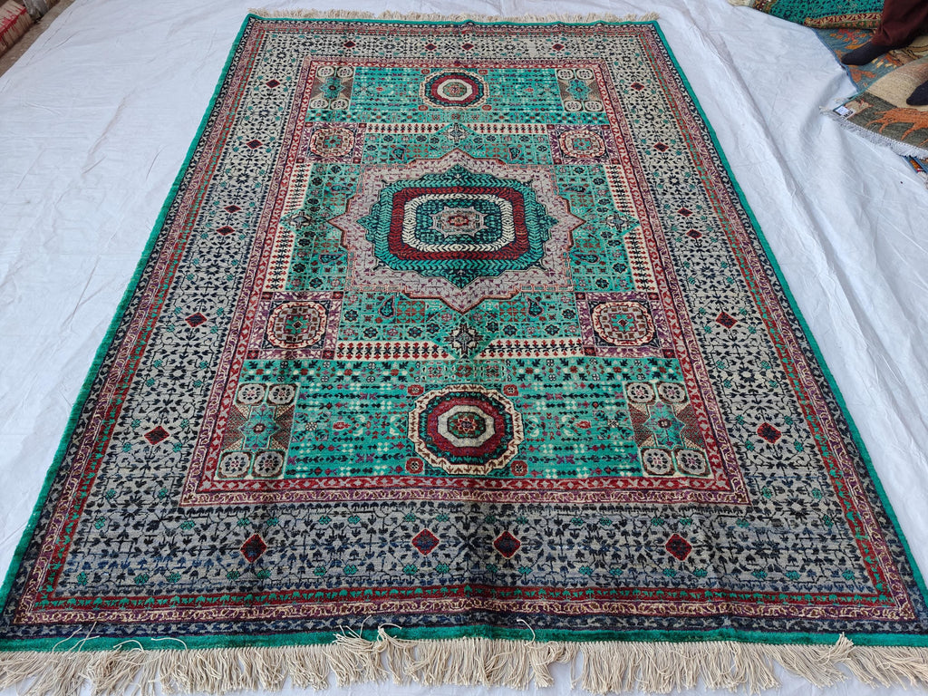 Handcrafted Wool Mamluk Rug: 8.1 x 5.7 ft, Turquoise Persian Design
