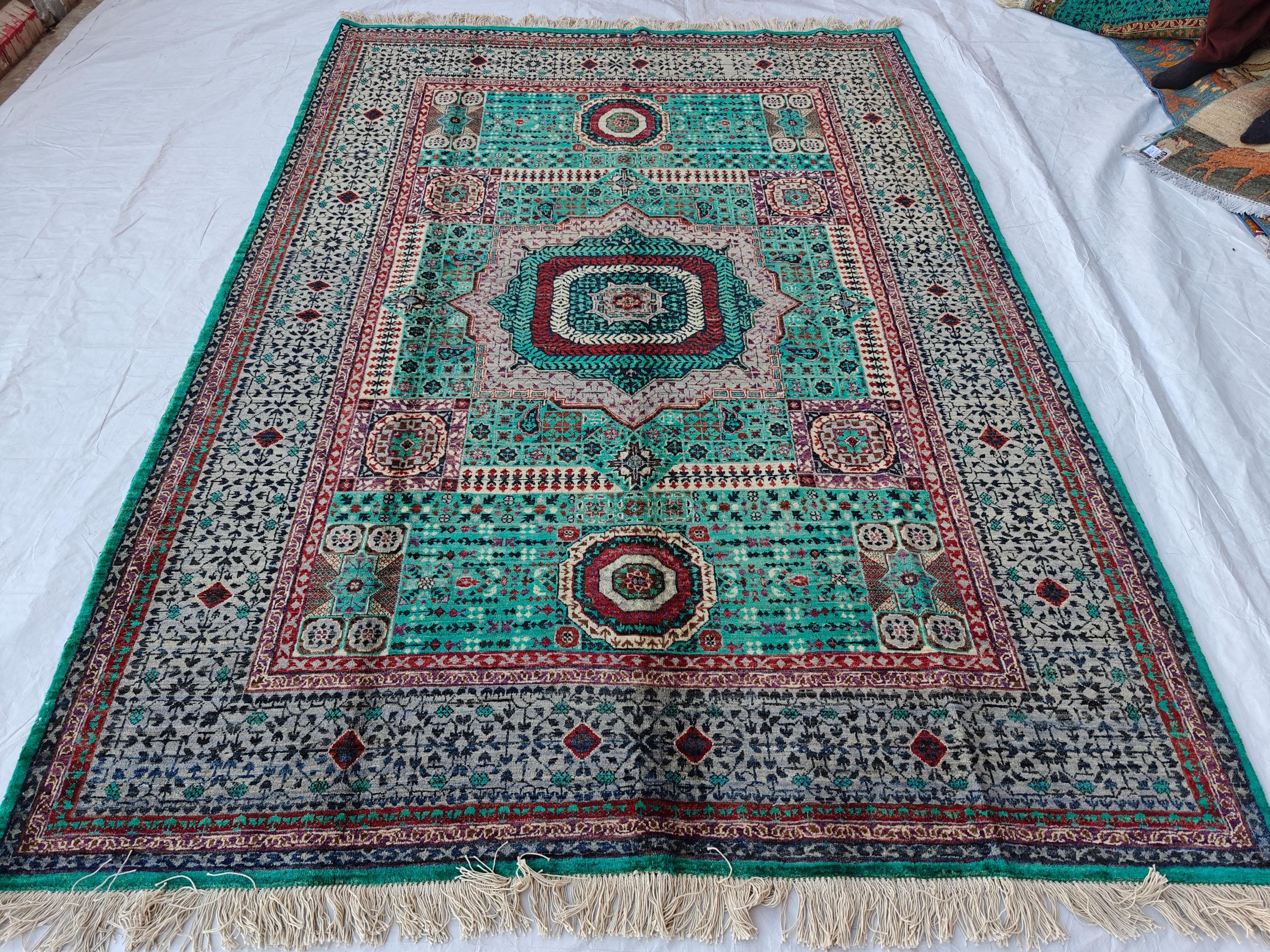 Handcrafted Wool Mamluk Rug: 8.1 x 5.7 ft, Turquoise Persian Design