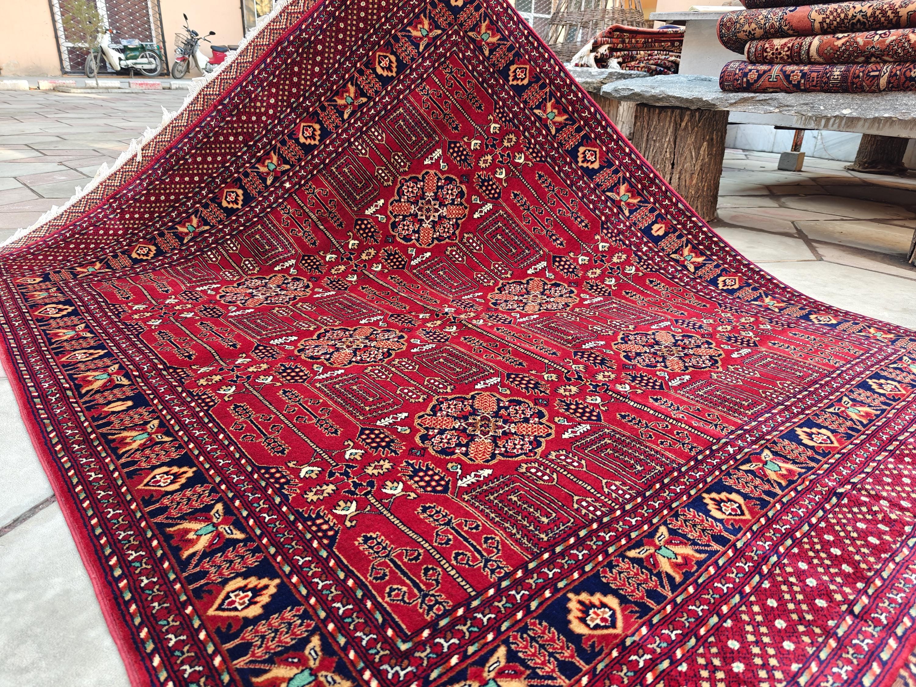 7x5 Authentic Hand-Knotted Rug | Persian Vintage Wool Carpet | Luxury Area Rug for Living Room or Office, Bedroom Rug, 6.5x4.9 ft