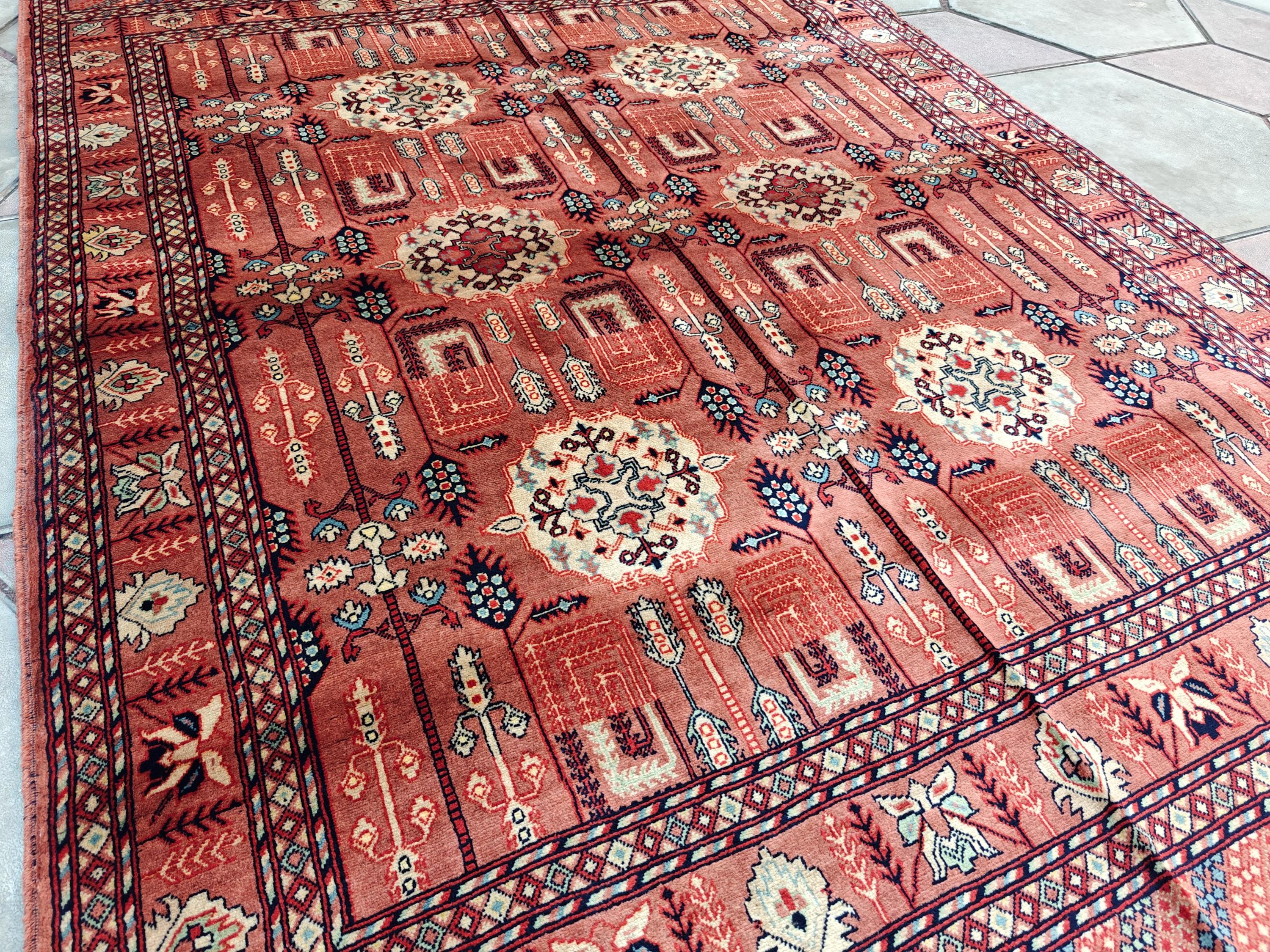 7x5 Authentic Hand-Knotted Sarouk Rug | Persian Wool Carpet | Luxury Area Rug for Living Room or Office, Dining Room Rug, 6.5x4.9 ft