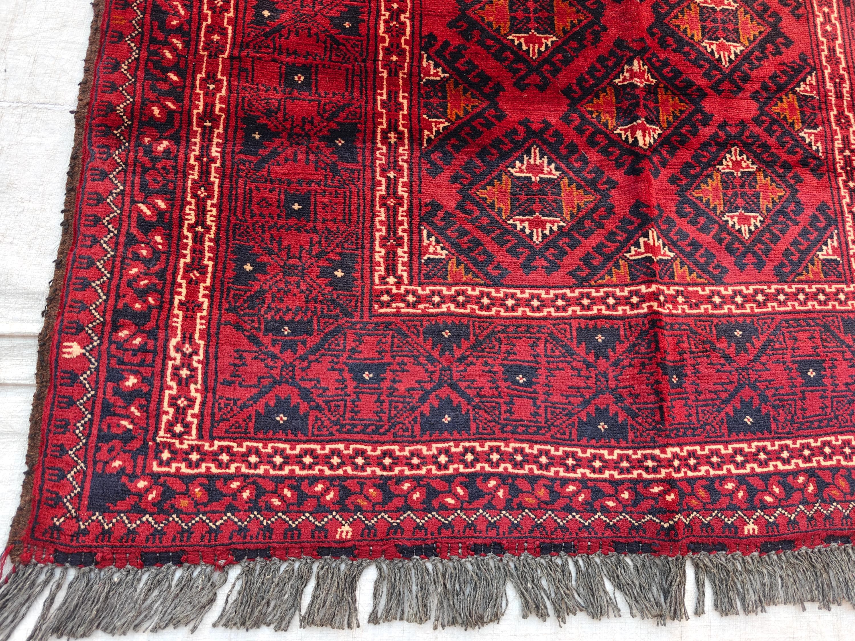Collectible Rug 5x3, Vintage Chinar Gul Handwoven Rug, Rugs for Living Room, Bedroom Rug, Farmhouse Rug, Small Accent Rug, 4.10x3.5 Ft