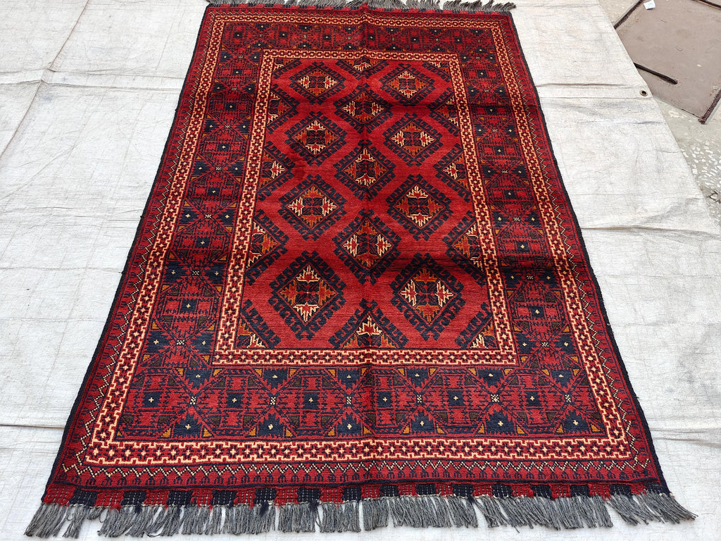 1980s Vintage Chinar Gul Afghan Handwoven Rug, Vintage Home Style, Farmhouse Rug, Collectible Rug, Bedroom Rug 4.10x3.4 ft