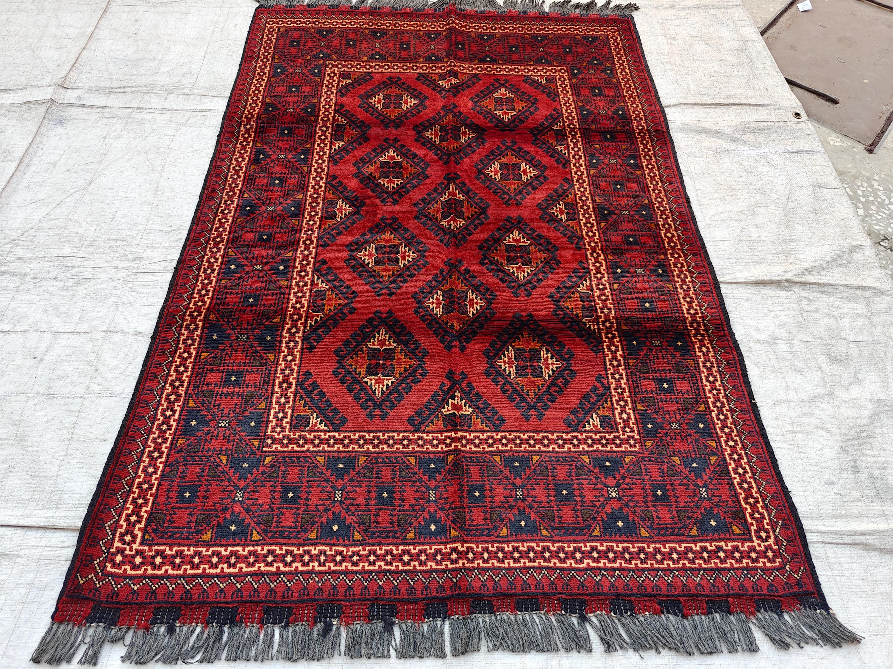 1980s Vintage Chinar Gul Afghan Handwoven Rug, Vintage Home Style, Farmhouse Rug, Collectible Rug, Bedroom Rug 4.10x3.4 ft