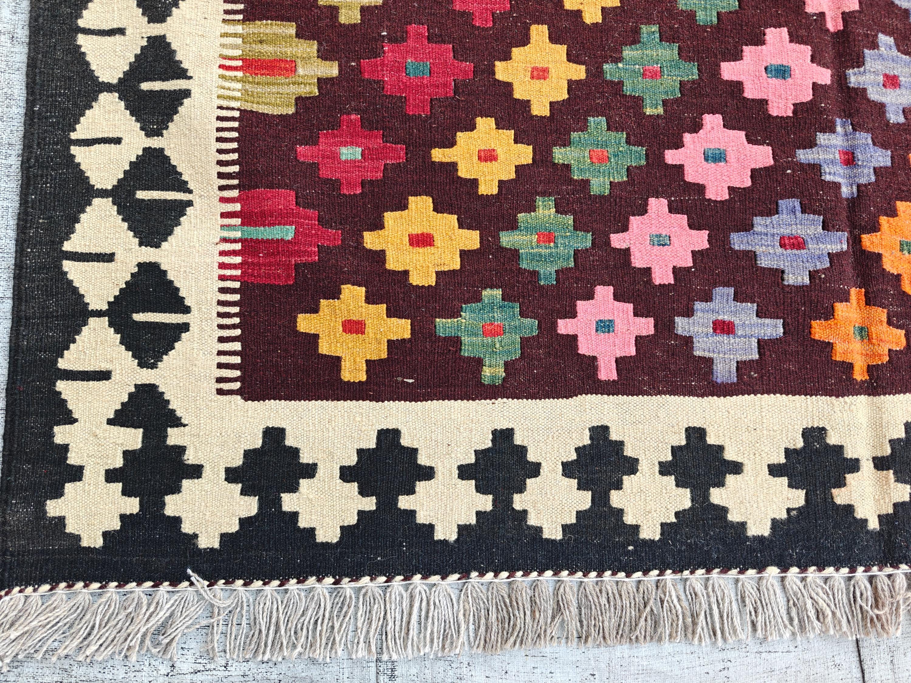 5x8Ft, Multicolor Afghan Kilim Rug – Handmade Tribal Wool Area Rug | Natural Dyed Farmhouse & Living Room Decor | Large Boho Decorative Rug