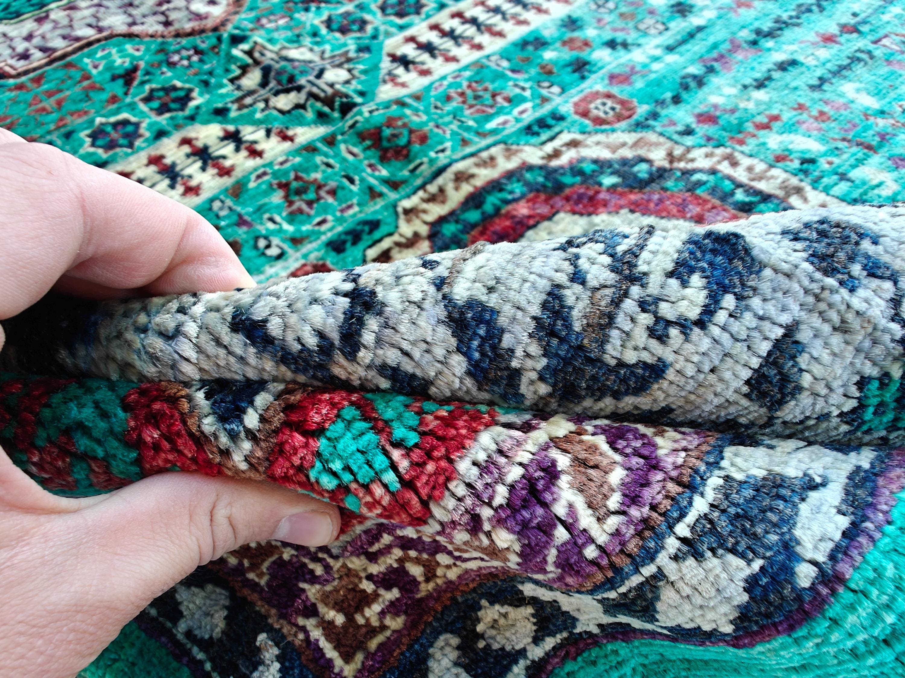 Handcrafted Wool Mamluk Rug: 8.1 x 5.7 ft, Turquoise Persian Design