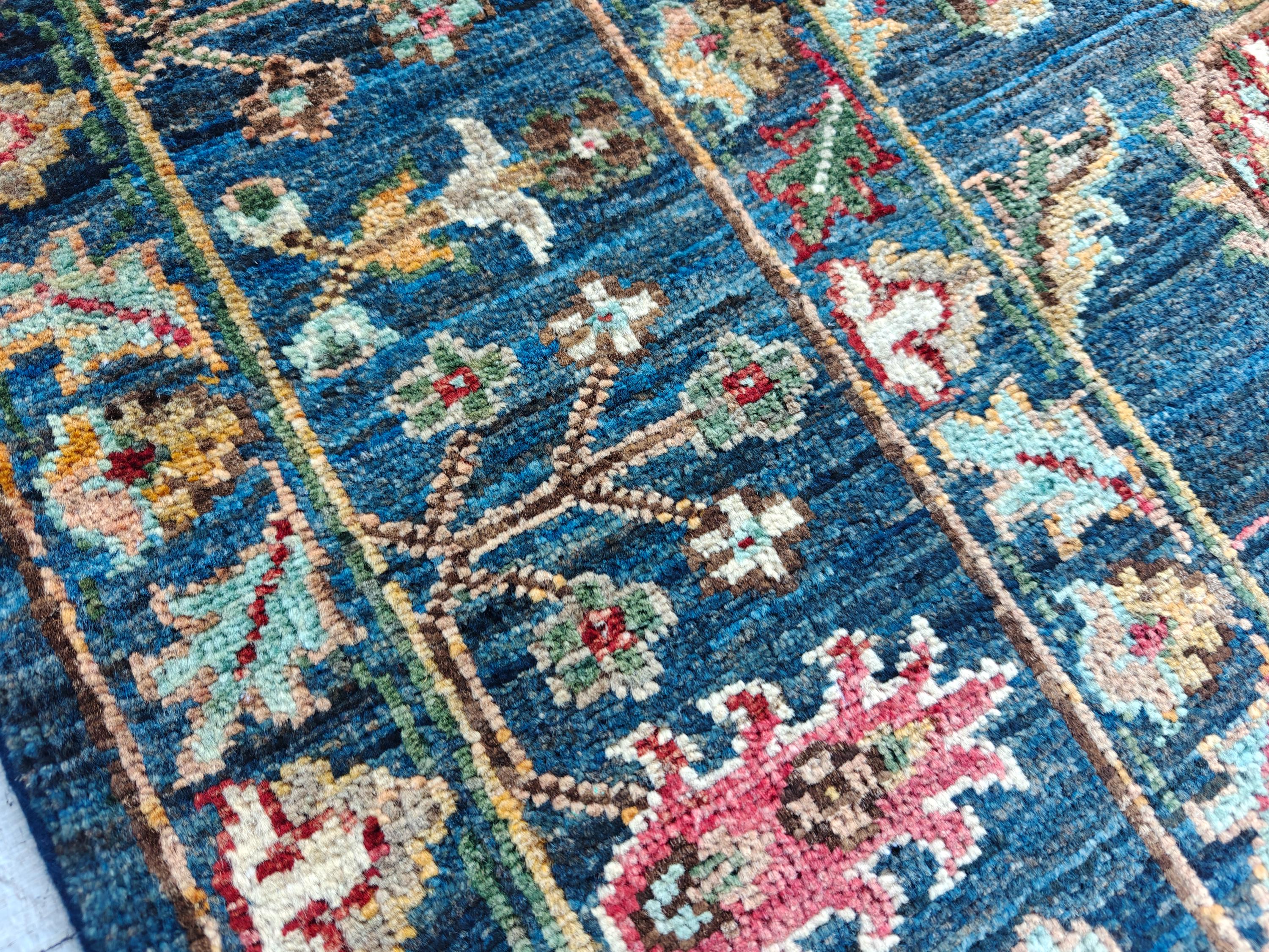 8x5 Dark Blue Chobi Rug Elegant Traditional Design for Home Décor, Rug For Living Room, Bedroom Rug, Kitchen Rug 7.9x5.5ft, Medium Rug