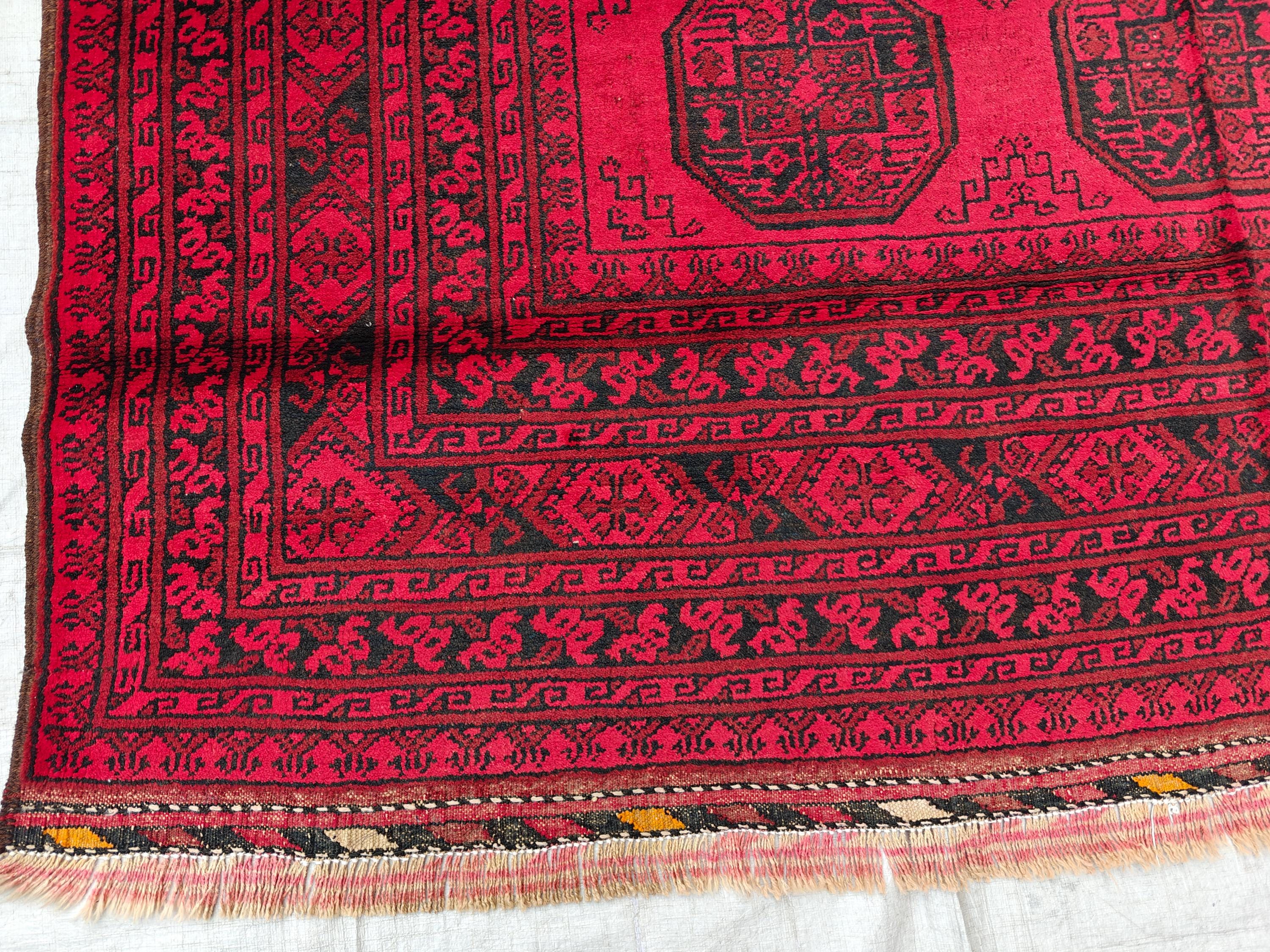 7x10 Vintage Pilpie Rug Handwoven Persian Design in Wool and Natural Dyes, Collectible Rug. Rugs For Farmhouse, Living Room Rug 9.6x6.8 ft