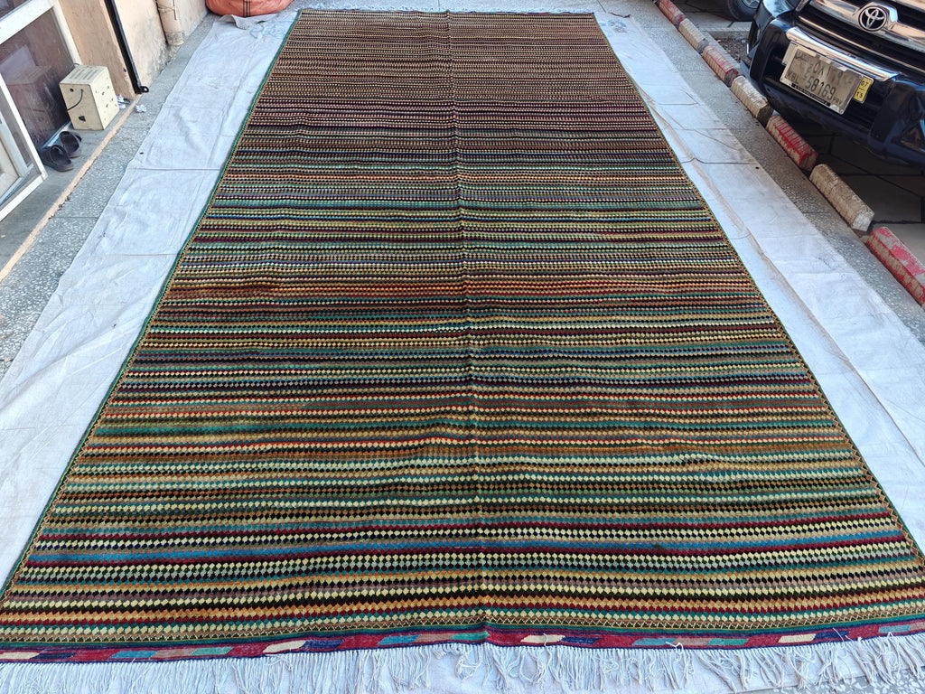 Gabbeh Rug 8x18, Handmade Afghan Rug, Rugs For Living Room, Farmhouse Rug, Bedroom Rug, Boho Home Decor 18.3 x 8.6 Ft