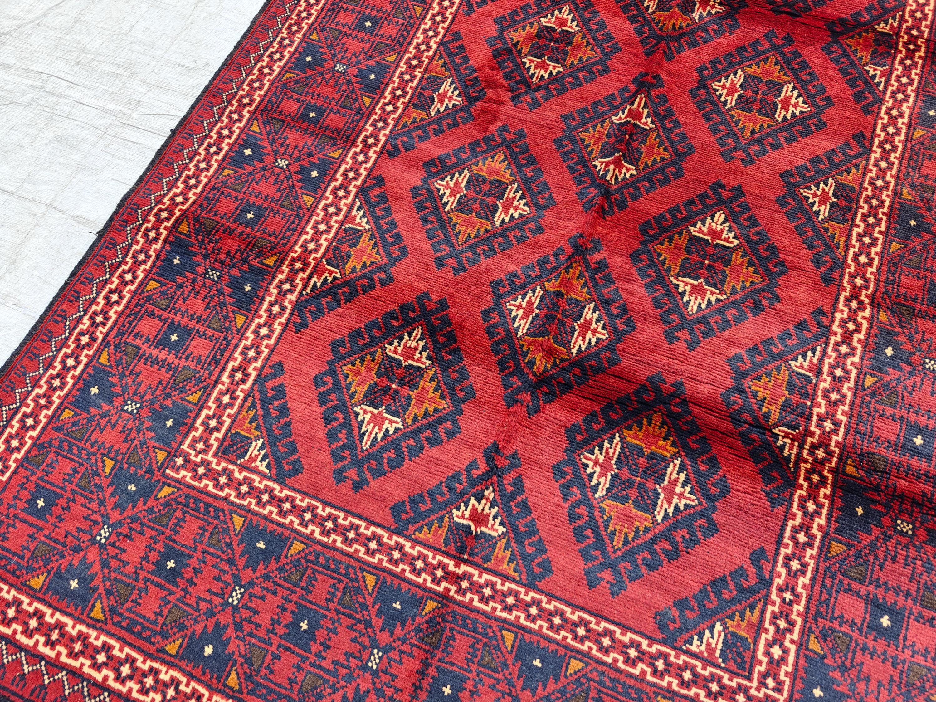 1980s Vintage Chinar Gul Afghan Handwoven Rug, Vintage Home Style, Farmhouse Rug, Collectible Rug, Bedroom Rug 4.10x3.4 ft