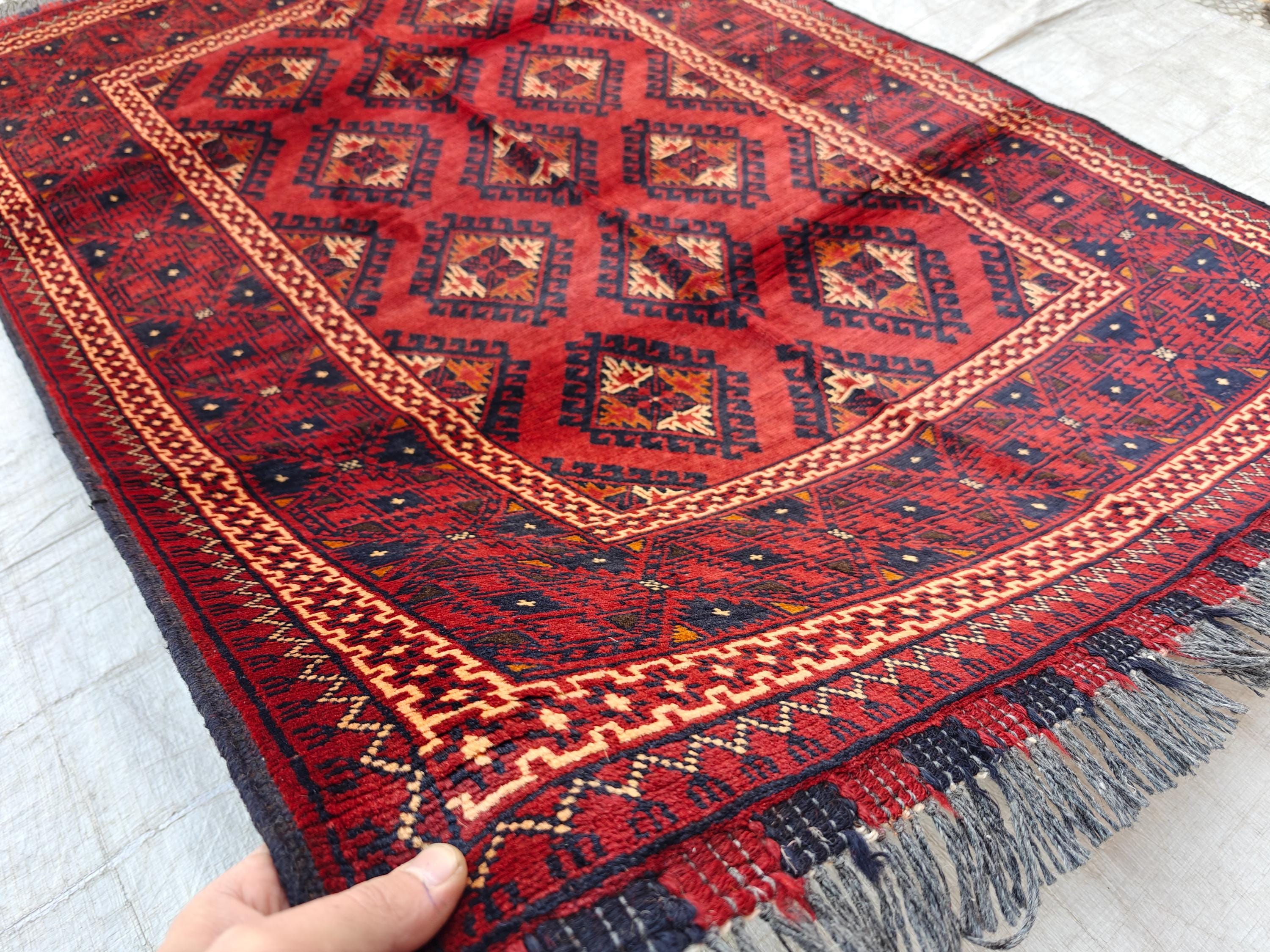 1980s Vintage Chinar Gul Afghan Handwoven Rug, Vintage Home Style, Farmhouse Rug, Collectible Rug, Bedroom Rug 4.10x3.4 ft