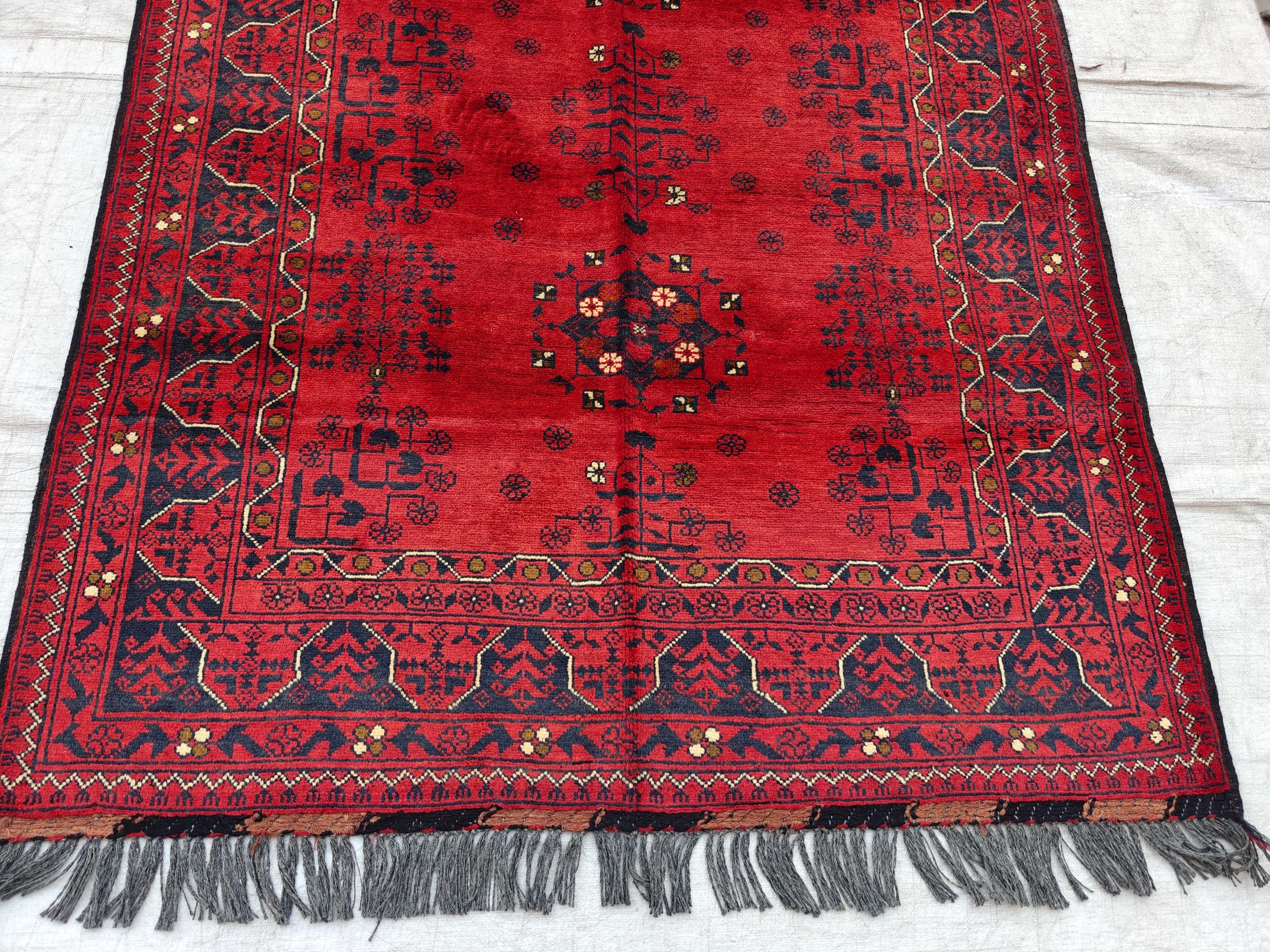 1970s, 3x5 Collectible Item Vintage Khal Mohammadi Rug, Bedroom Rug, Hallway Rug, Accent Rug, Entryway Rug, Rugs for Living Room 4.10x3.7 ft