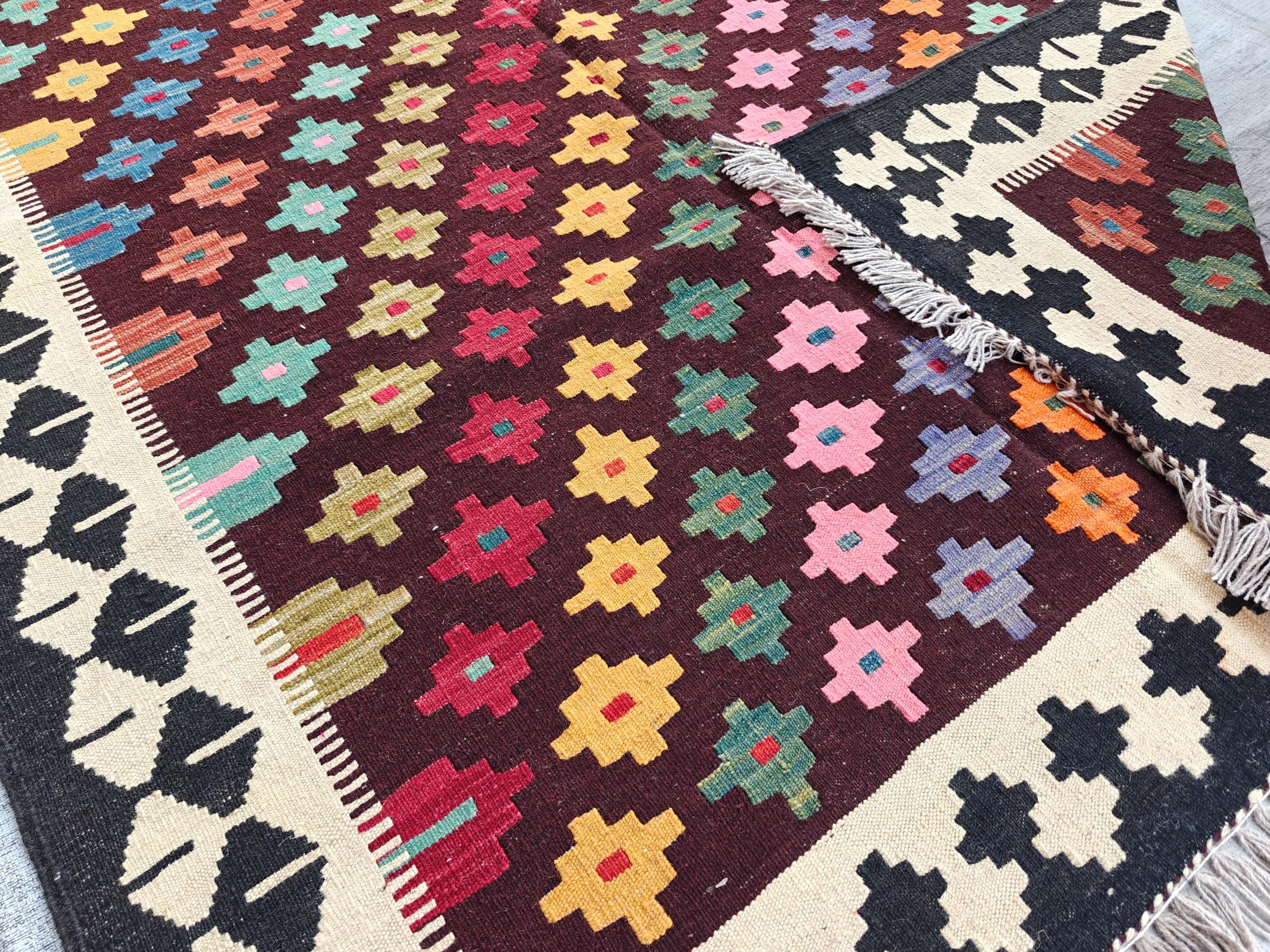 5x8Ft, Multicolor Afghan Kilim Rug – Handmade Tribal Wool Area Rug | Natural Dyed Farmhouse & Living Room Decor | Large Boho Decorative Rug
