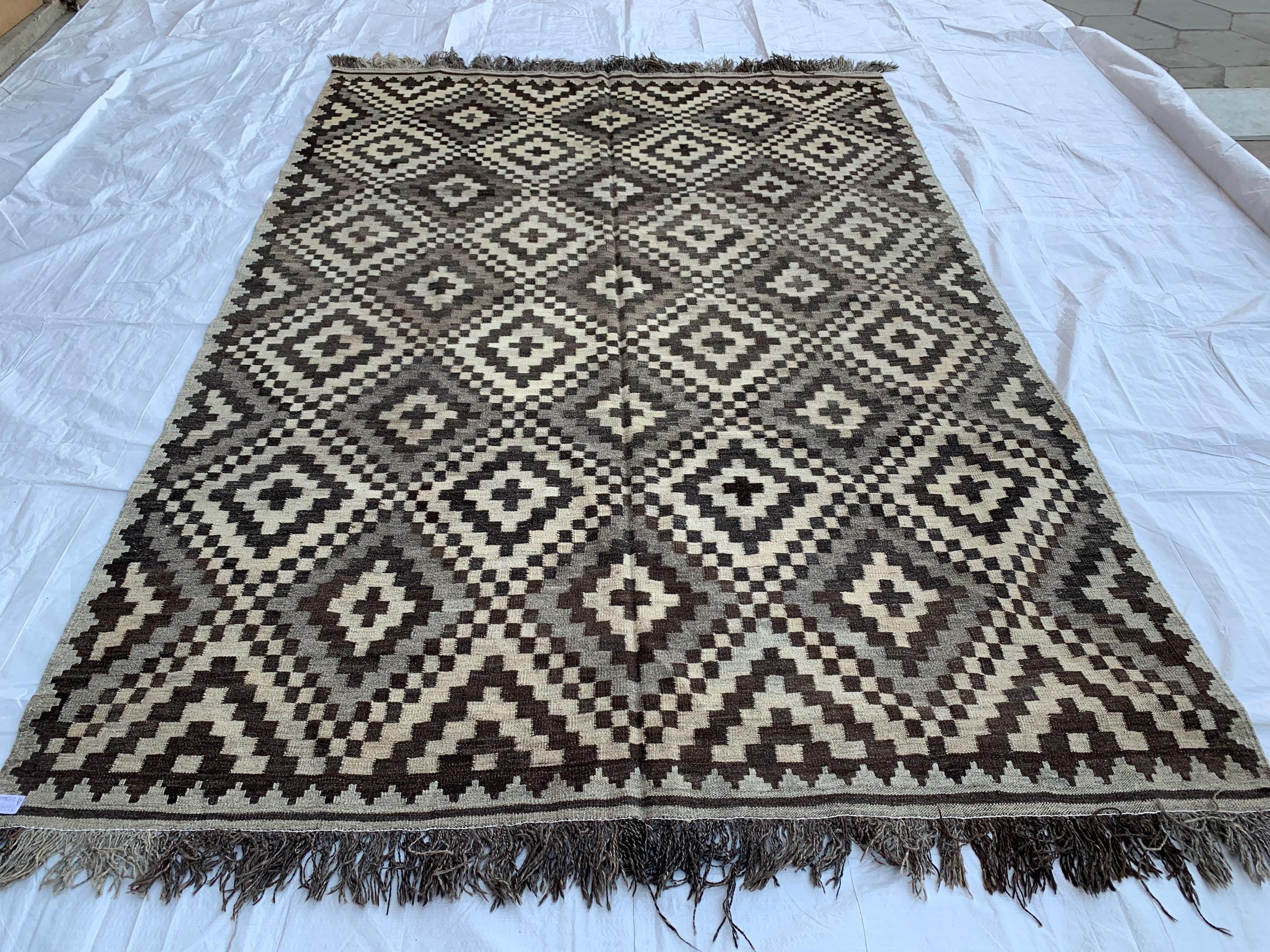 10x7 Handwoven Afghan Vintage Kilim Rug Geometric Tribal Wool Flatweave Carpet in Neutral Tones, Rugs For living Room, Farmhouse Rug 9.5x6.7