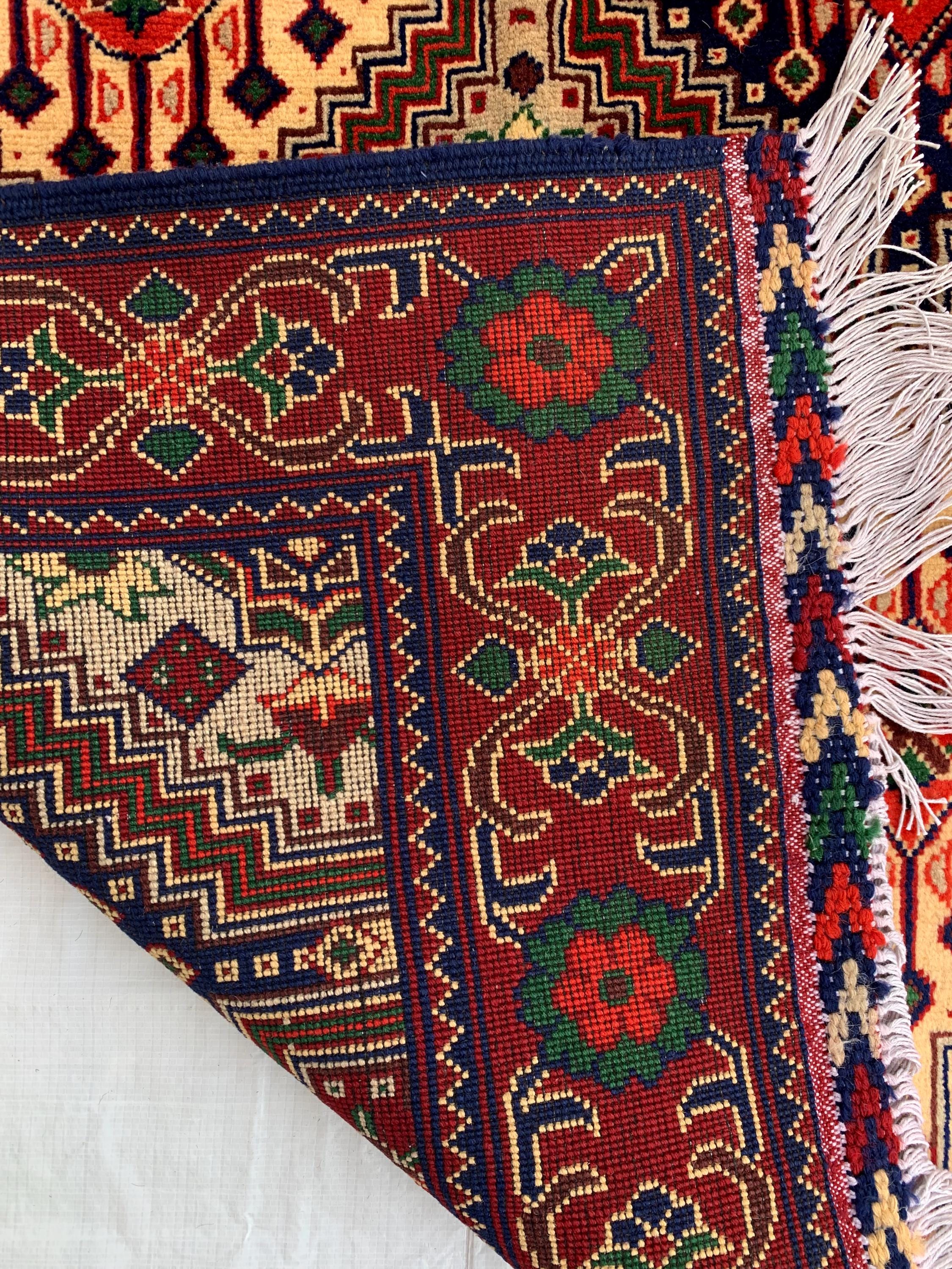 Handmade Yousafi Vibrant Colors 4.10x3.3 ft- Wool Area Rug with Floral Medallion Design, Perfect for Living Room, Bedroom, or Entryway Decor