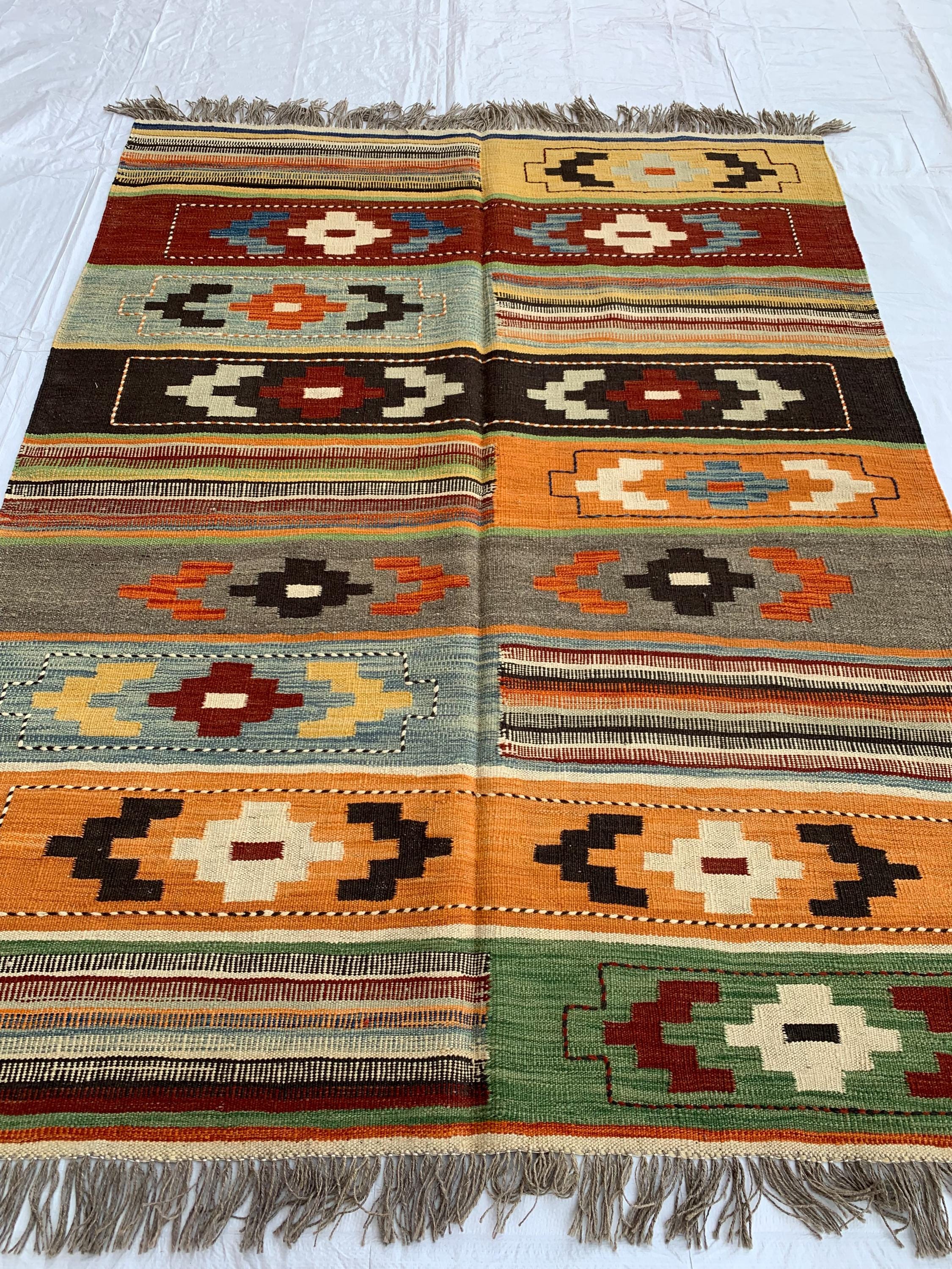 7x5 Handwoven Afghan Vibrant Color Kilim Rug - Geometric Wool Flatweave Carpet, Perfect for Living Room or Bedroom Decor 4.10x6.6 ft
