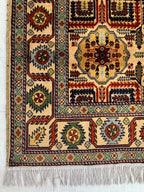 Handmade Persian Sarouk Rug - 5.2x3.4 ft - Wool Area Rug with Floral Medallion Design, Perfect for Living Room, Bedroom, or Entryway Decor