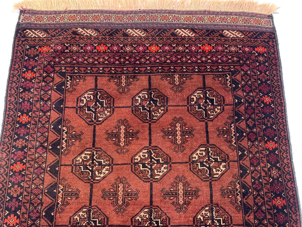 Vintage Mawrai Gul Rug 3.2x5.4 ft – Timeless Handwoven Tribal Design, Traditional Persian-Inspired Pattern, Authentic Wool Carpet for Boho