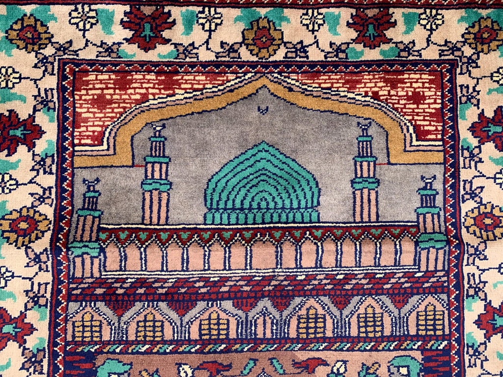Hand-Knotted Prayer Mat 4.1x2.8 ft – Islamic Rug for Salah, Wool Muslim Prayer Rug, Ramadan Gift