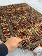 Handmade Persian Sarouk Rug - 5.2x3.4 ft - Wool Area Rug with Floral Medallion Design, Perfect for Living Room, Bedroom, or Entryway Decor