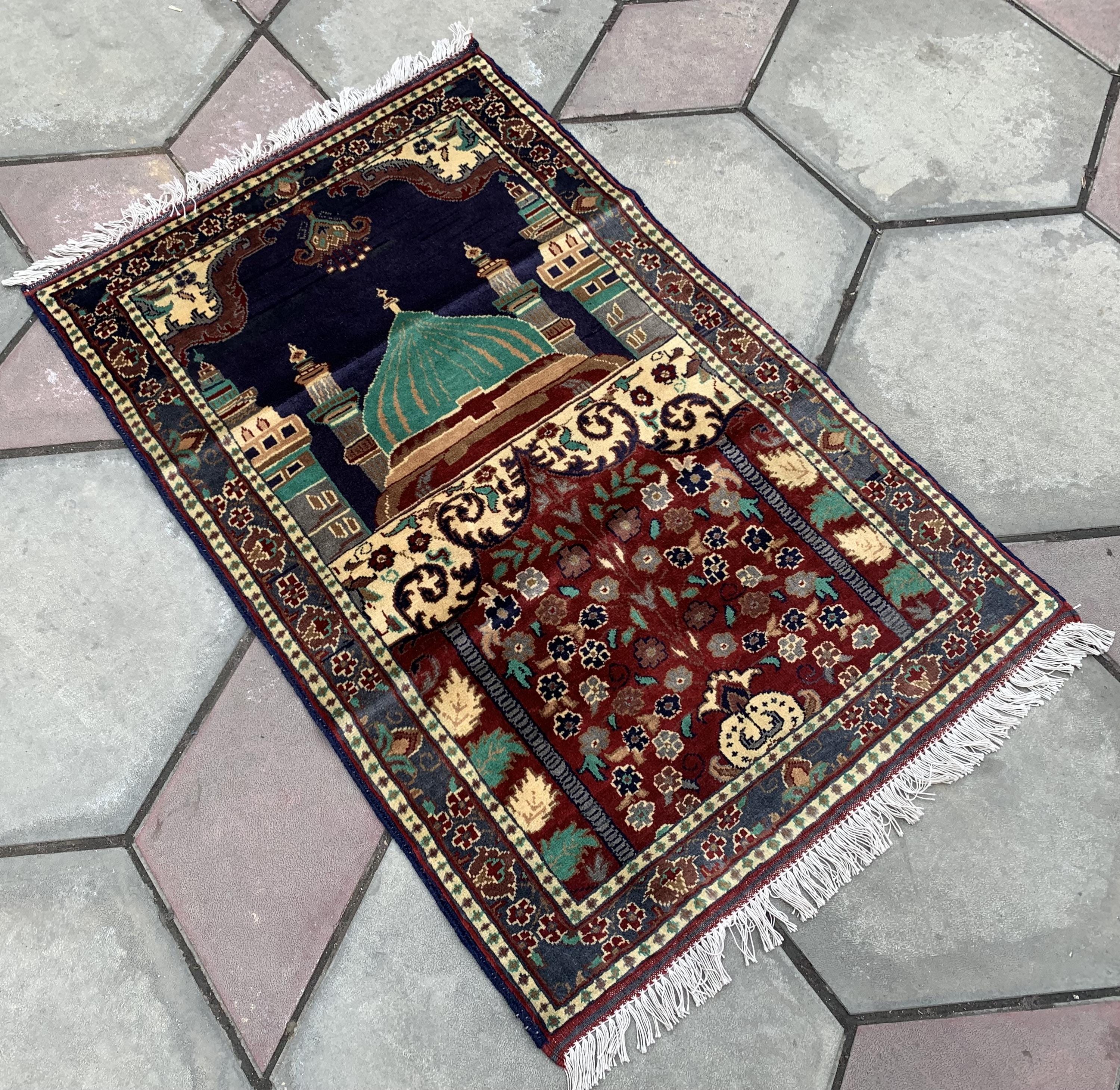 Handmade Prayer Mat – 4.2x2.8 ft | Islamic Rug | Muslim Prayer Rug | Soft & Luxurious Sajjadah | Turkish Style Janamaz | Islamic Gift