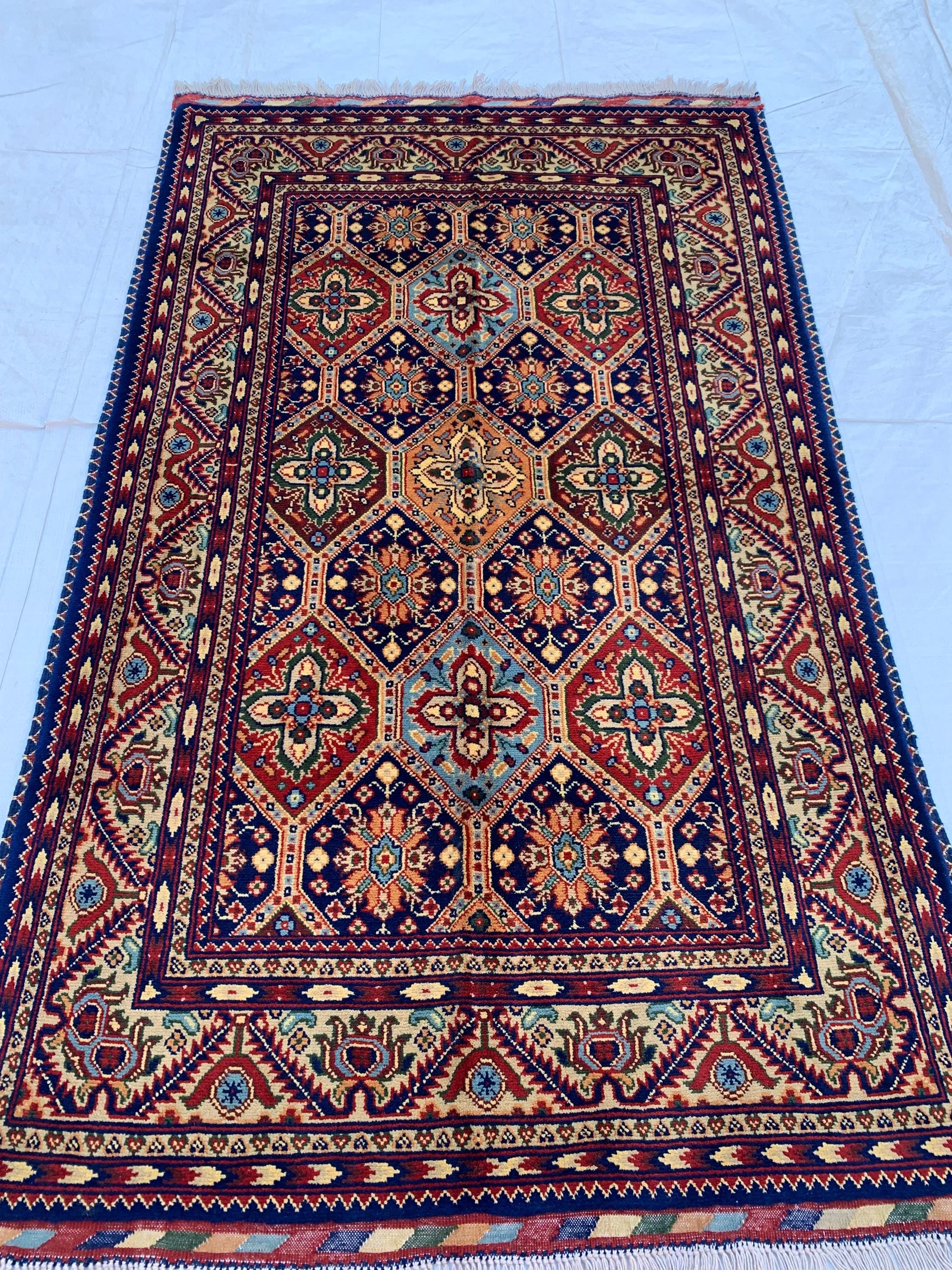 5x3 Handmade Kashi Rug - Multi-Colored Boho Area Rug, Vintage Style, Soft Wool Rug for Living Room, Bedroom, Home Décor 5.2x3.1 ft