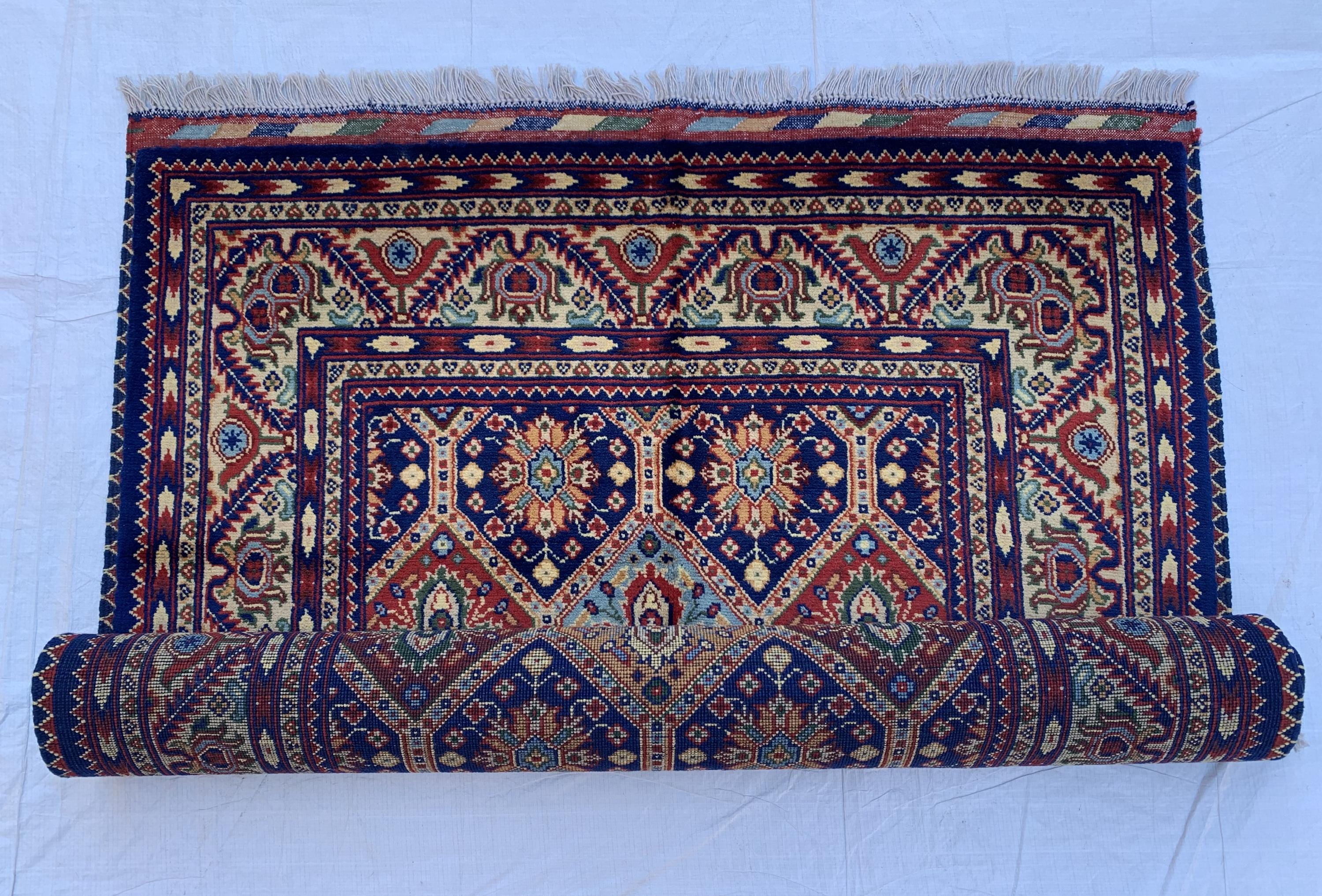 5x3 Handmade Kashi Rug - Multi-Colored Boho Area Rug, Vintage Style, Soft Wool Rug for Living Room, Bedroom, Home Décor 5.2x3.1 ft