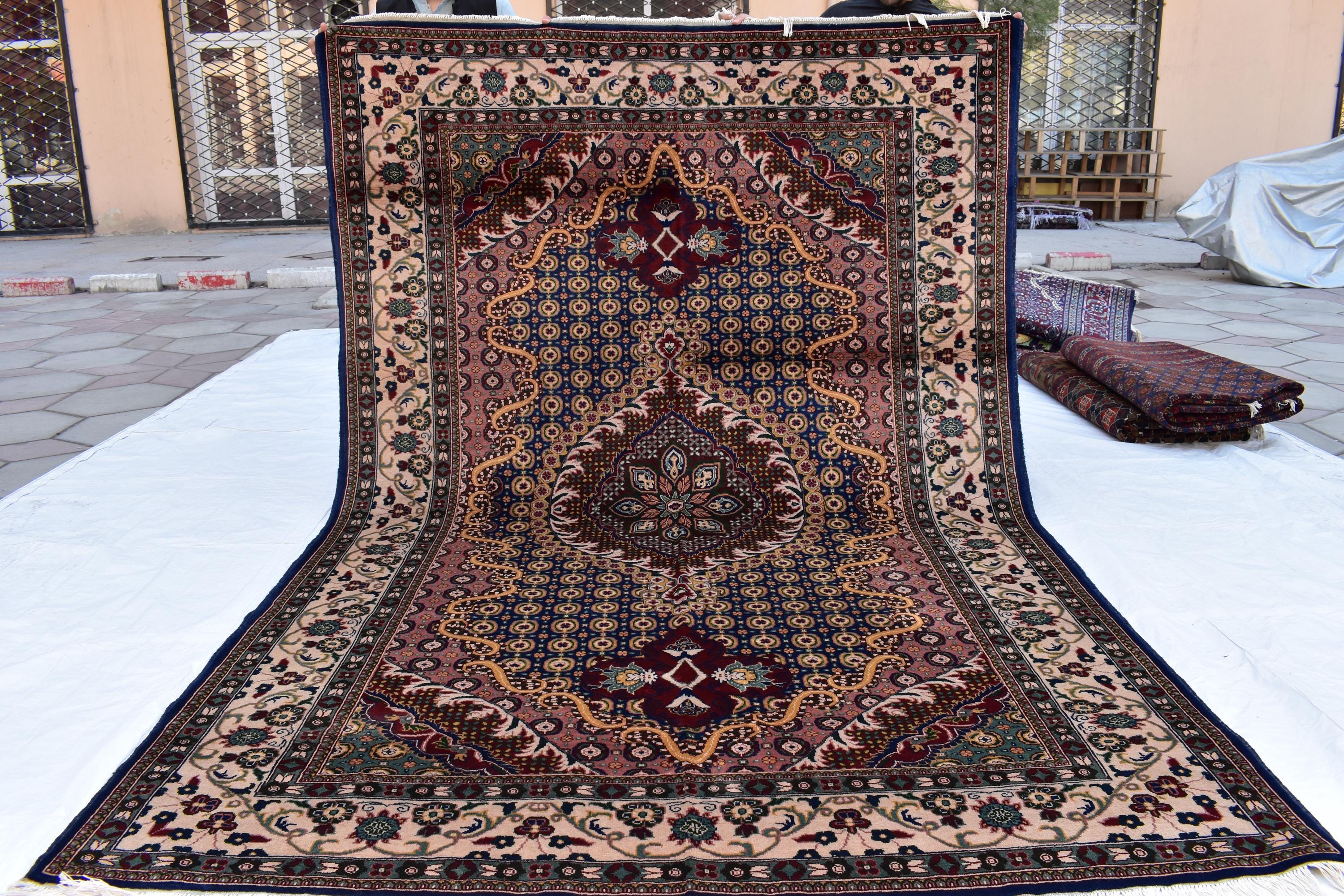 Stunning 6.7x9.9 ft Rezmahi Rug – Handmade Persian Tribal Design – Perfect for Living Rooms, Large Spaces – Durable Wool, Free Shipping