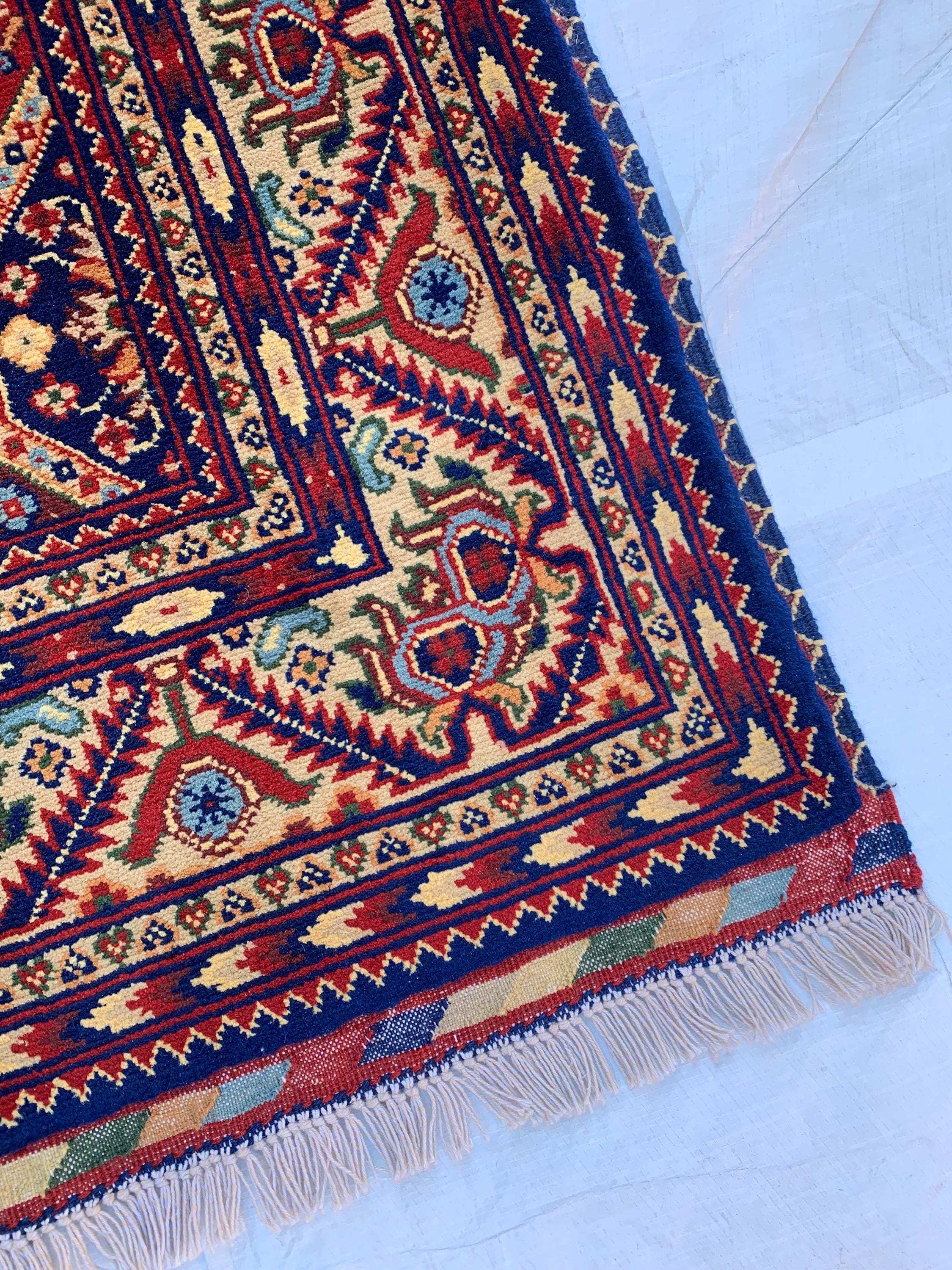 5x3 Handmade Kashi Rug - Multi-Colored Boho Area Rug, Vintage Style, Soft Wool Rug for Living Room, Bedroom, Home Décor 5.2x3.1 ft