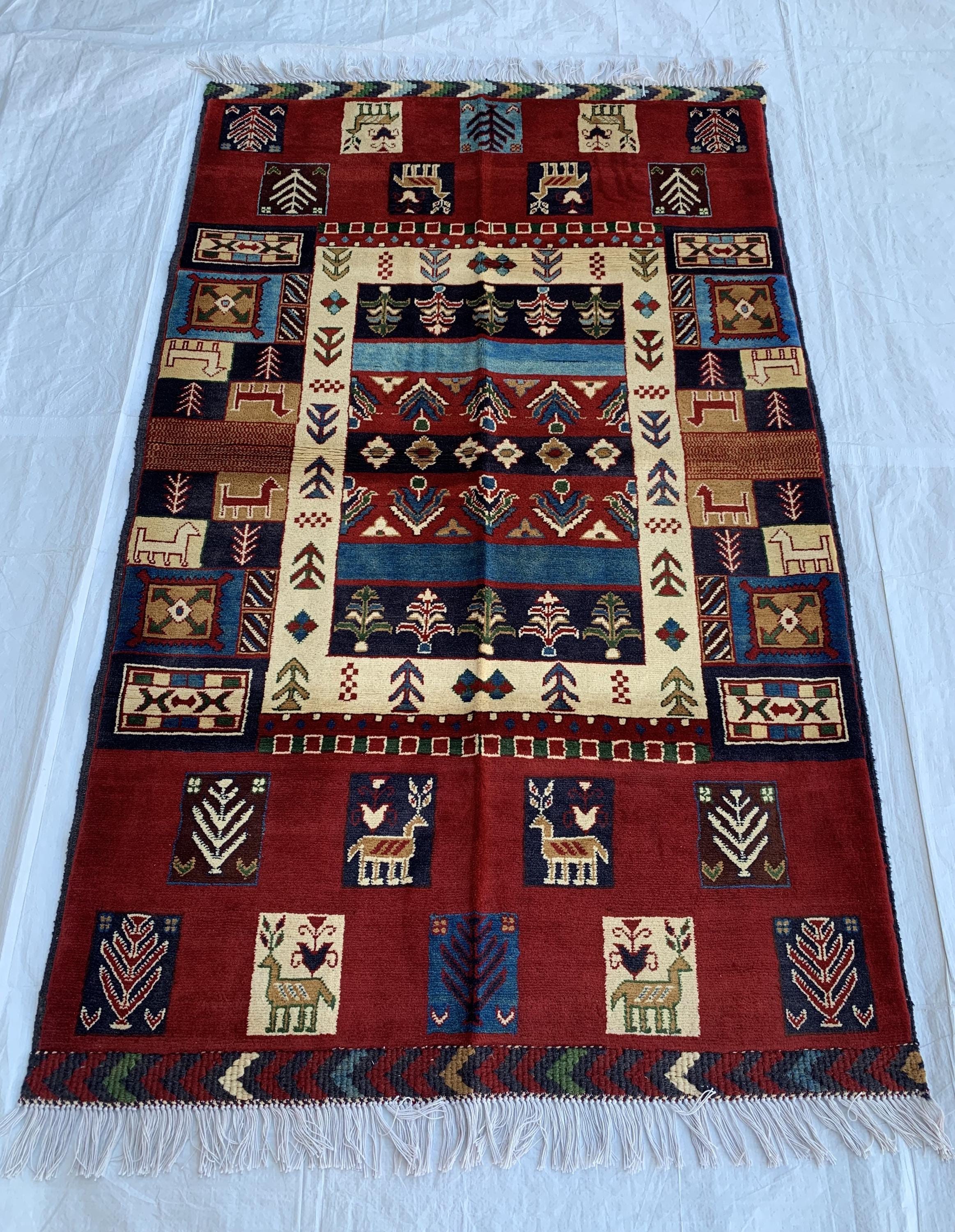 Handmade Oriental Rug – 5.5x3.3 ft–Floral Wool Carpet, Traditional Persian-Style Area Rug, Elegant Boho Decor, Living Room Rug, Bedroom Rug